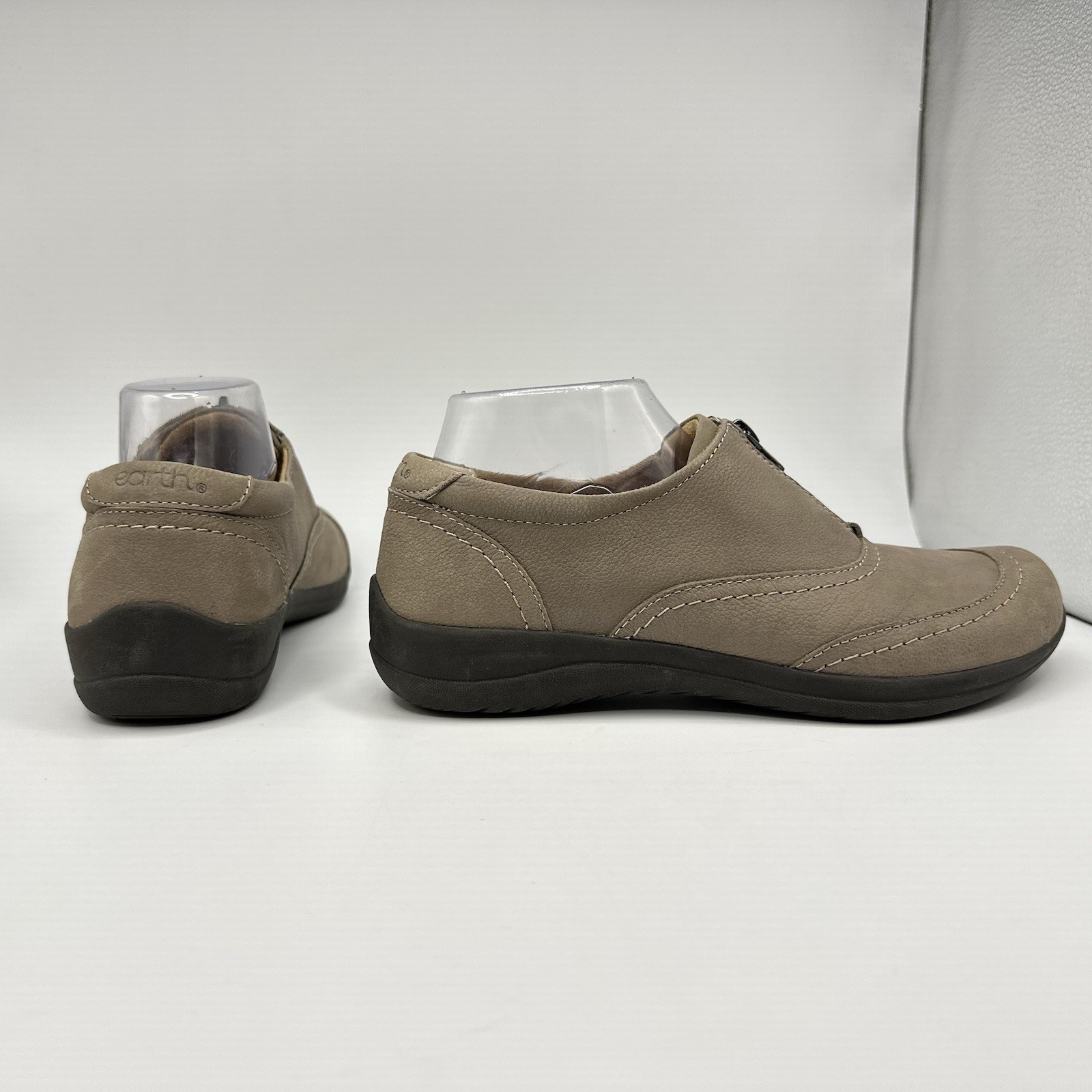 Earth Fannie Leather Casual Taupe Shoes Women 8 M Front Zipper