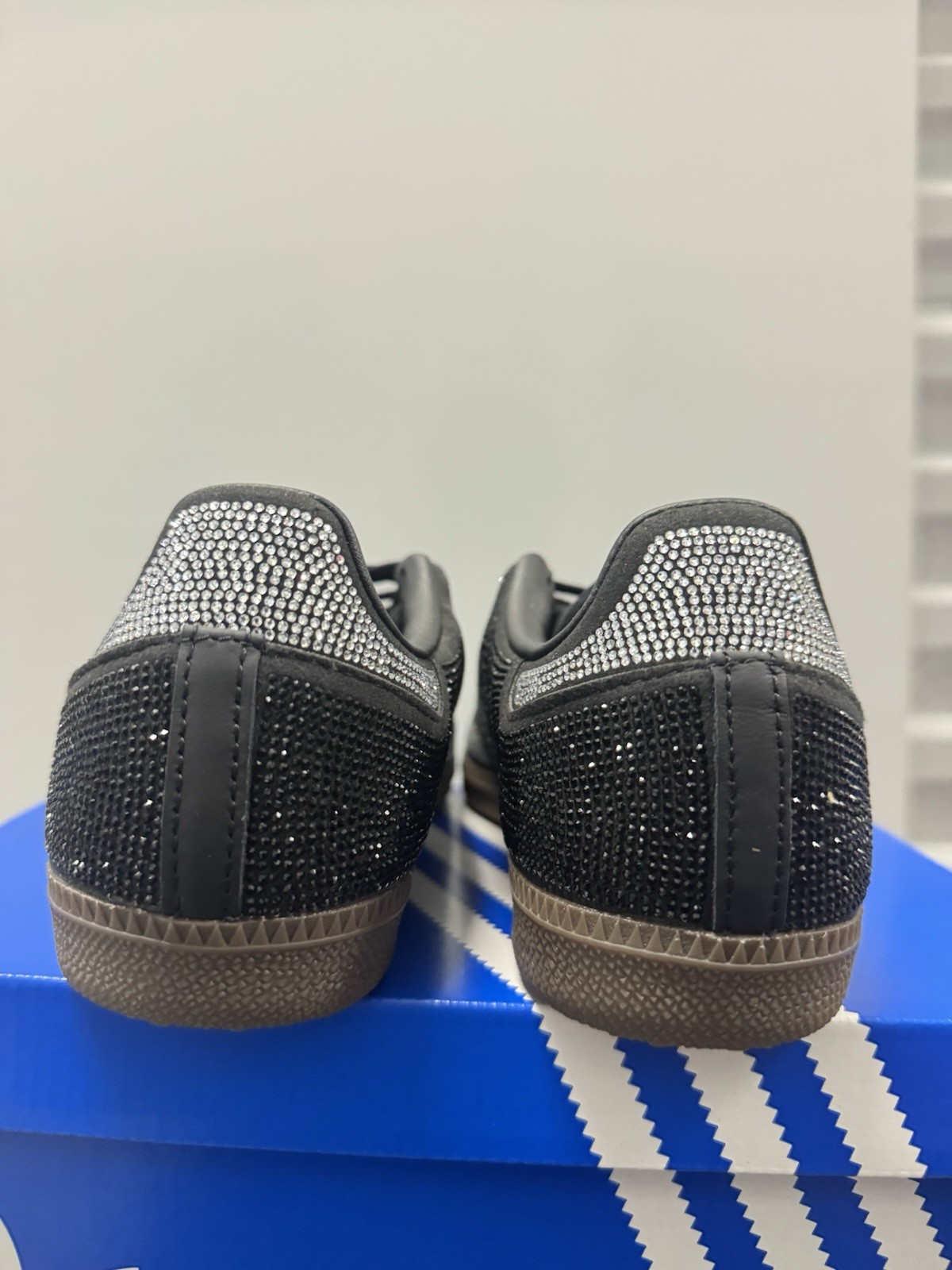 Women’s Size 9 adidas Originals Samba OG Rhinestone Core Black IH9052 New