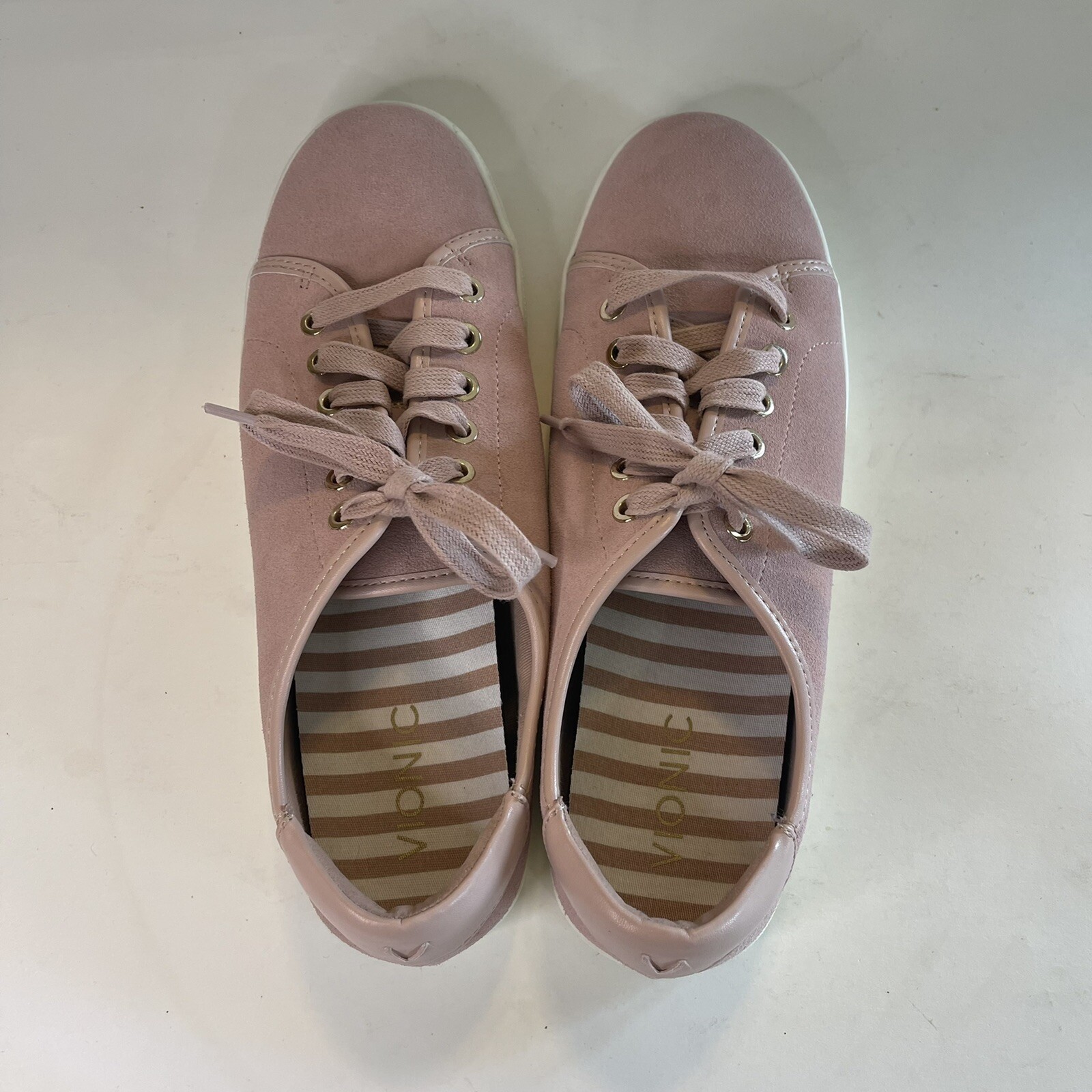 Vionic sneakers womens size 9 pink guc see pics