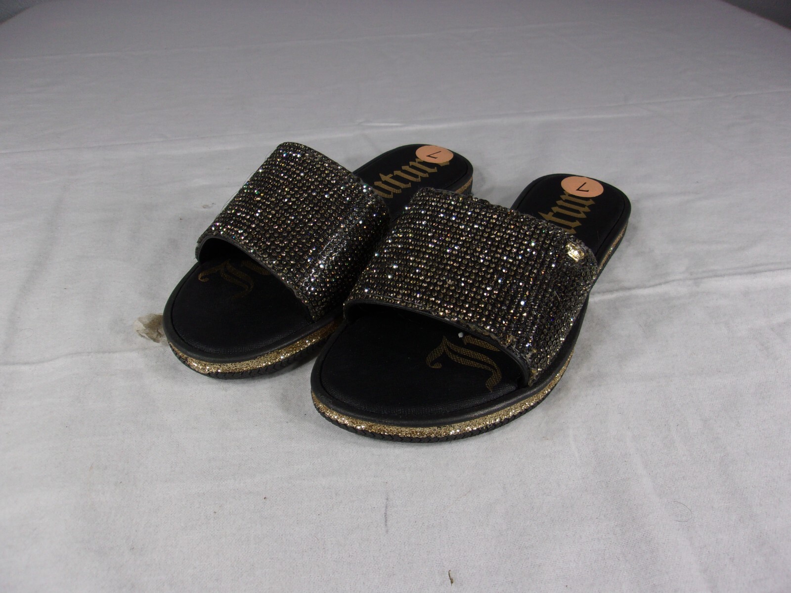 Juicy Couture Yippy Slide Sandals WOMENS Size 7 NEW!!