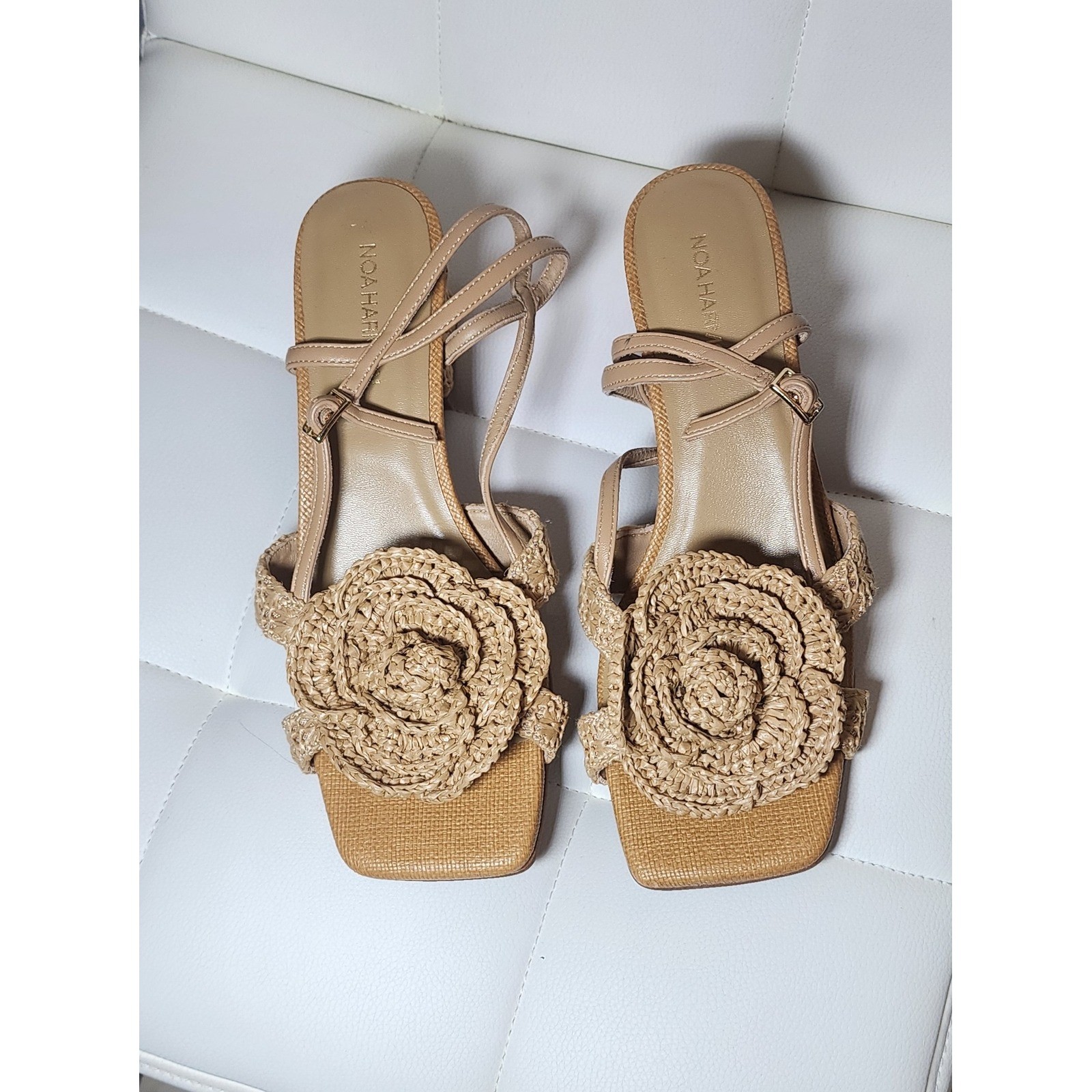 Noa Harmon Raffia Flower Rosette Block Heel Sandals Square Toe Tan Beige Size 39