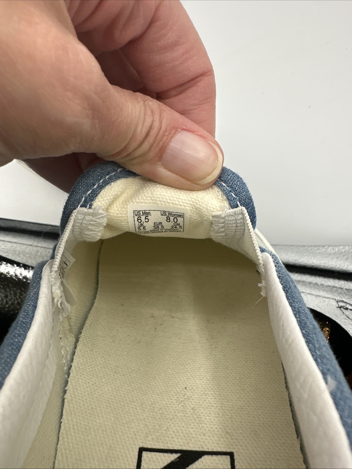 VANS Women’s FU Classic Slip-On Sneakers Starry Night Blue Denim 8 M