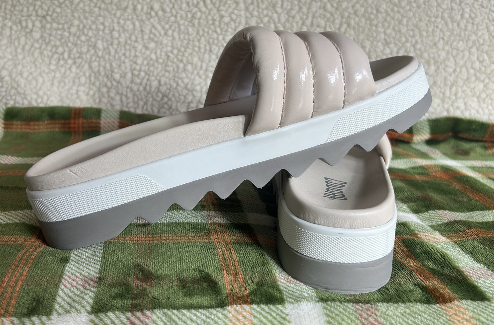 Cougar Naomi s11M Leather Slide Sandals Classic Designer Ivory/White/Gray