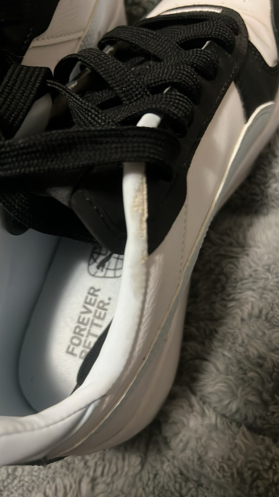 Trendy Street style Puma Carina Street Platform Sneaker – size 7.5