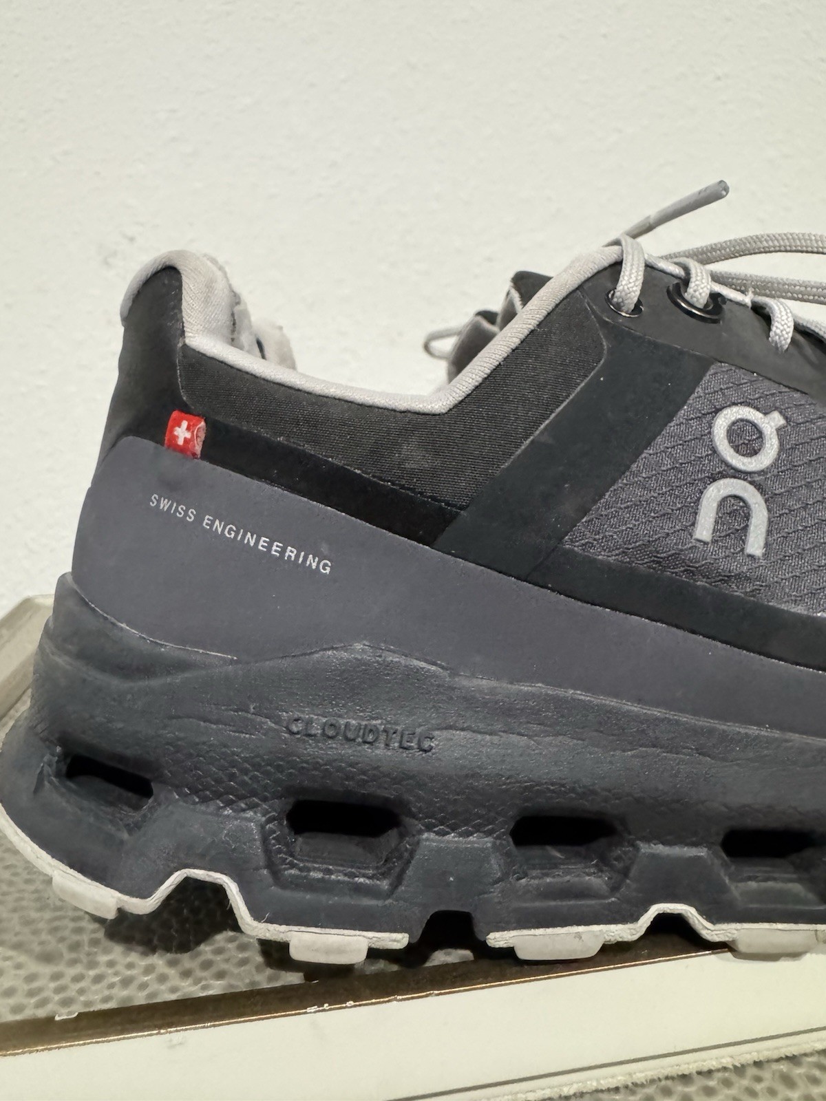 On Cloudvista Waterproof Eclipse Black Athletic Shoes Women’s Size 7.5