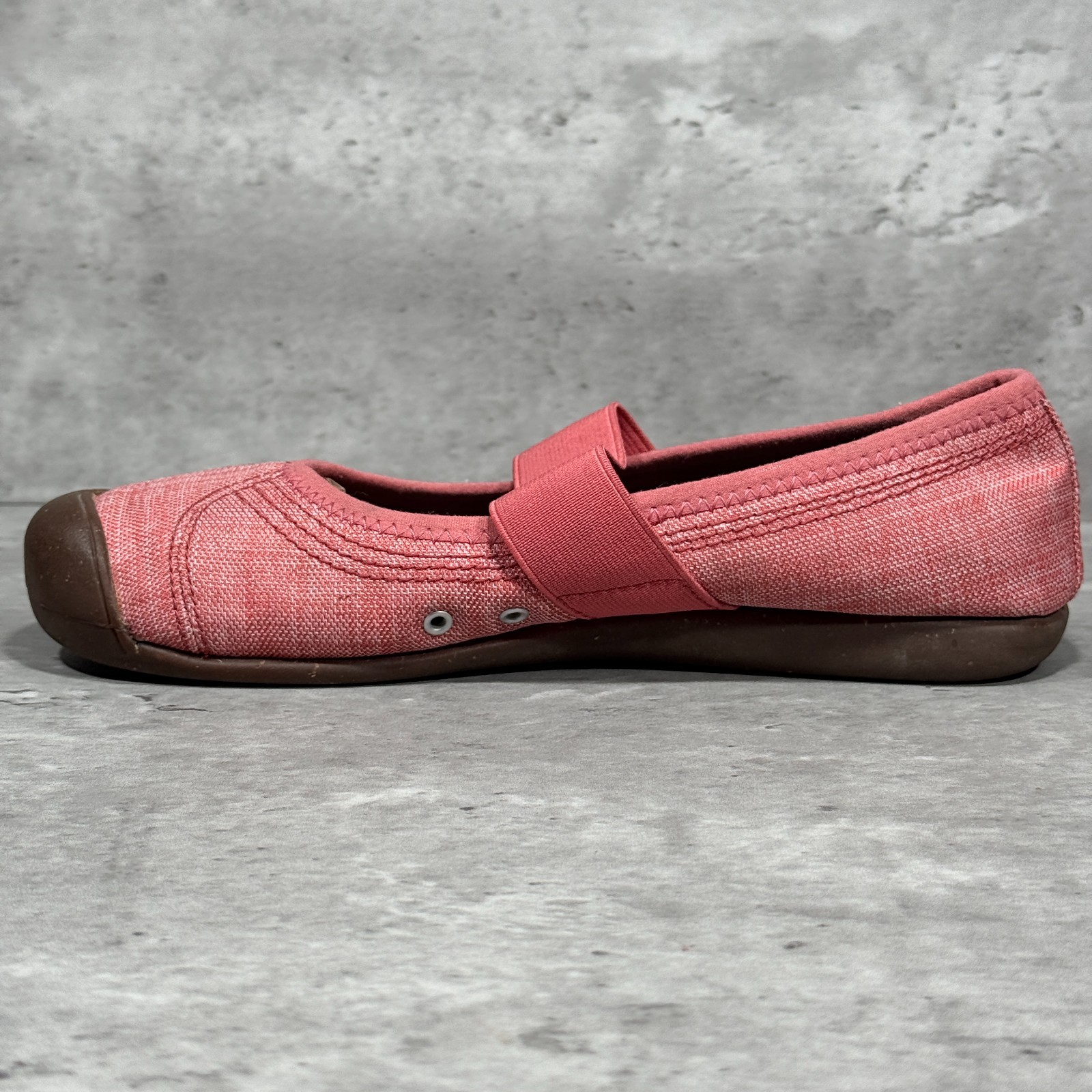 KEEN Sienna Red Coral Slip On Mary Jane Style Shoes Flats Women’s Size 7.5