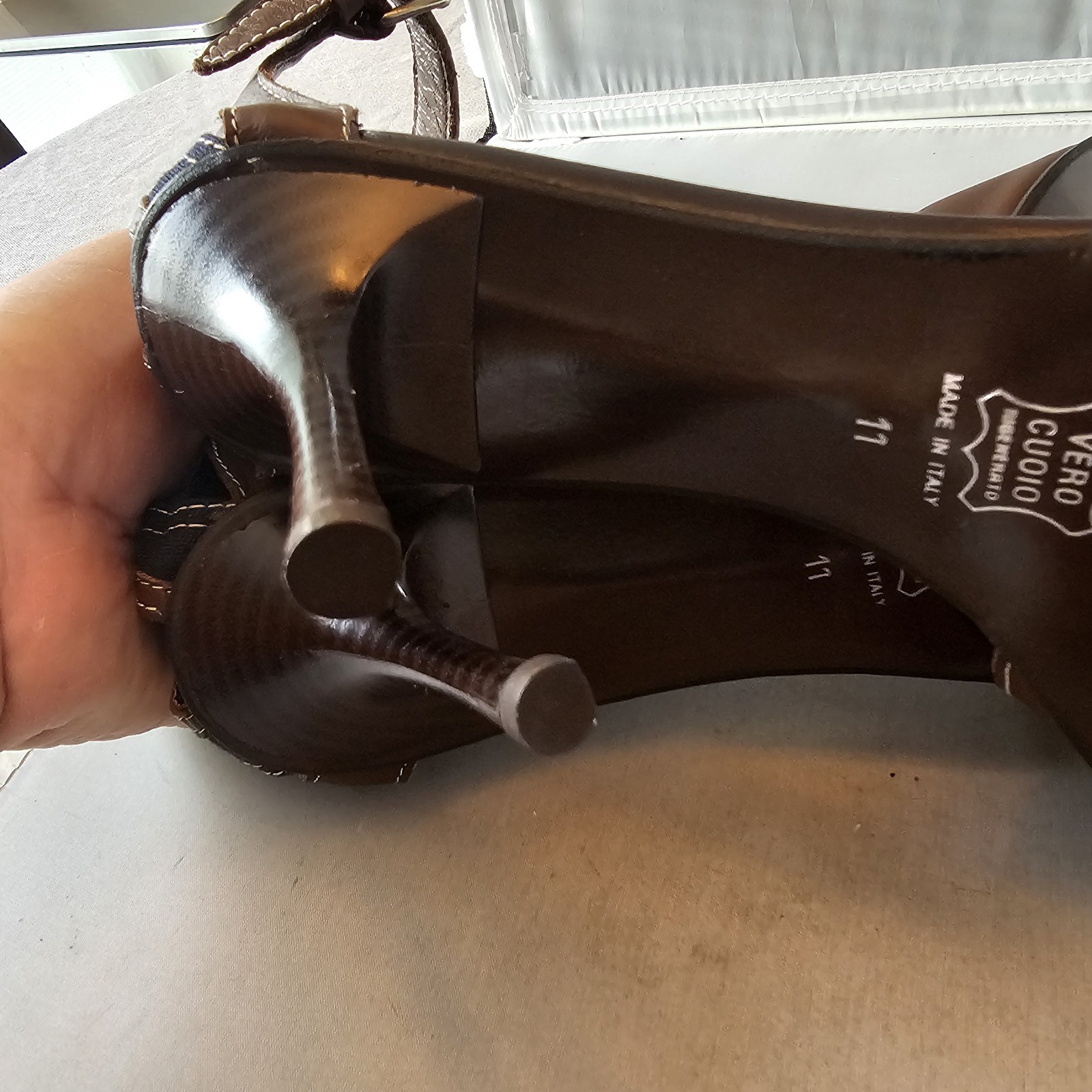 Michelle K Size 11 EU 41 Brown Navy 3.25″ High Heel Buckles Vero Cuoio Italy