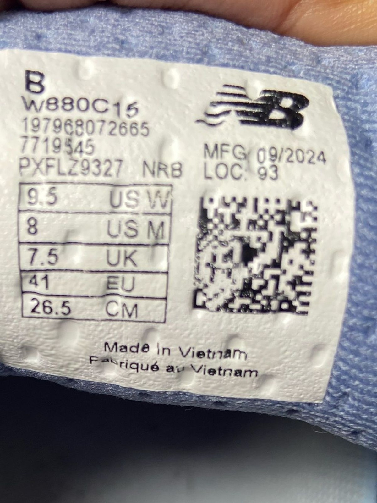 New Balance Fresh Foam X 880 v15 Running Shoes Grey Blue Women’s 9.5 / Men’s 8