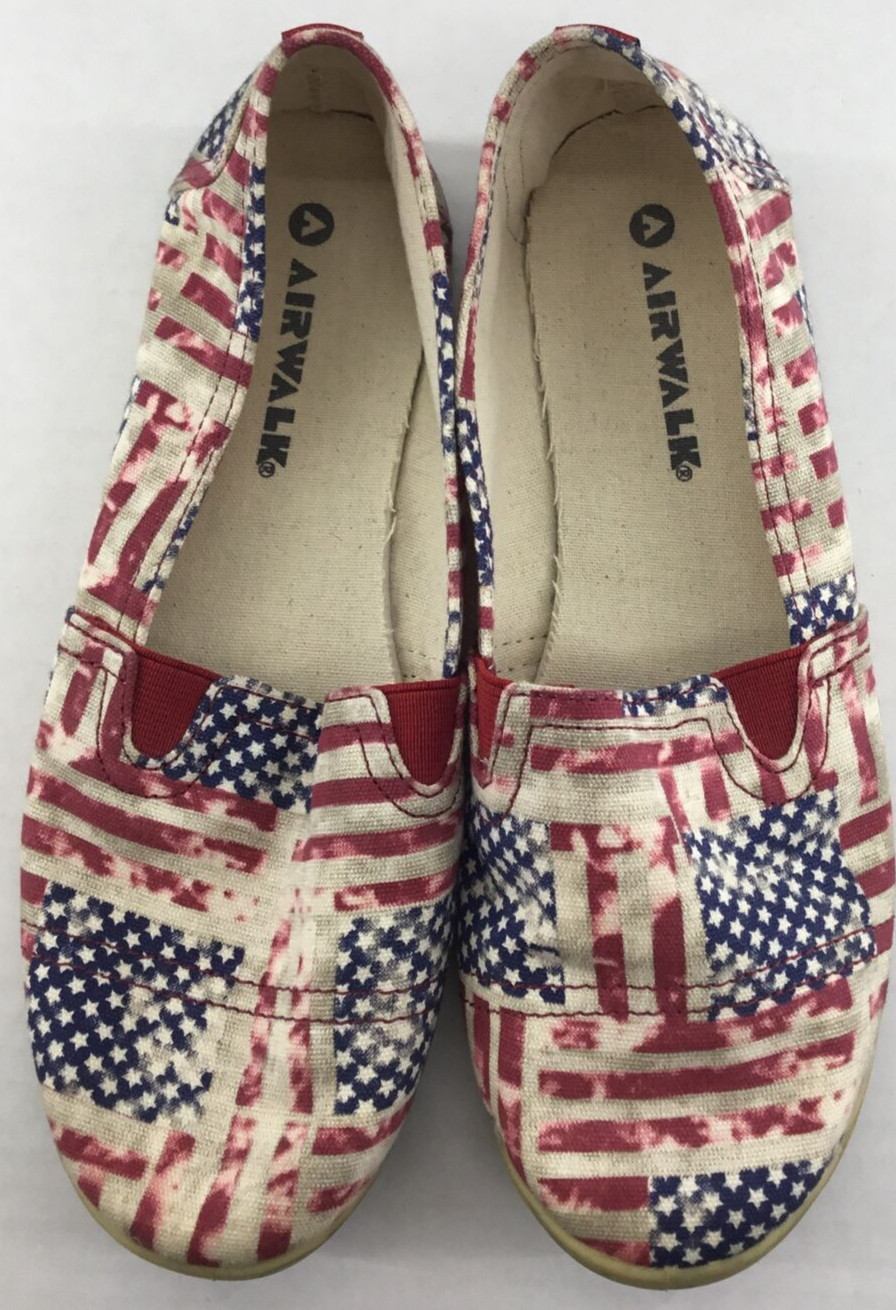 Airwalk Womens Patriotic United States Flag Slip On Flats Shoes Size 6 Red White