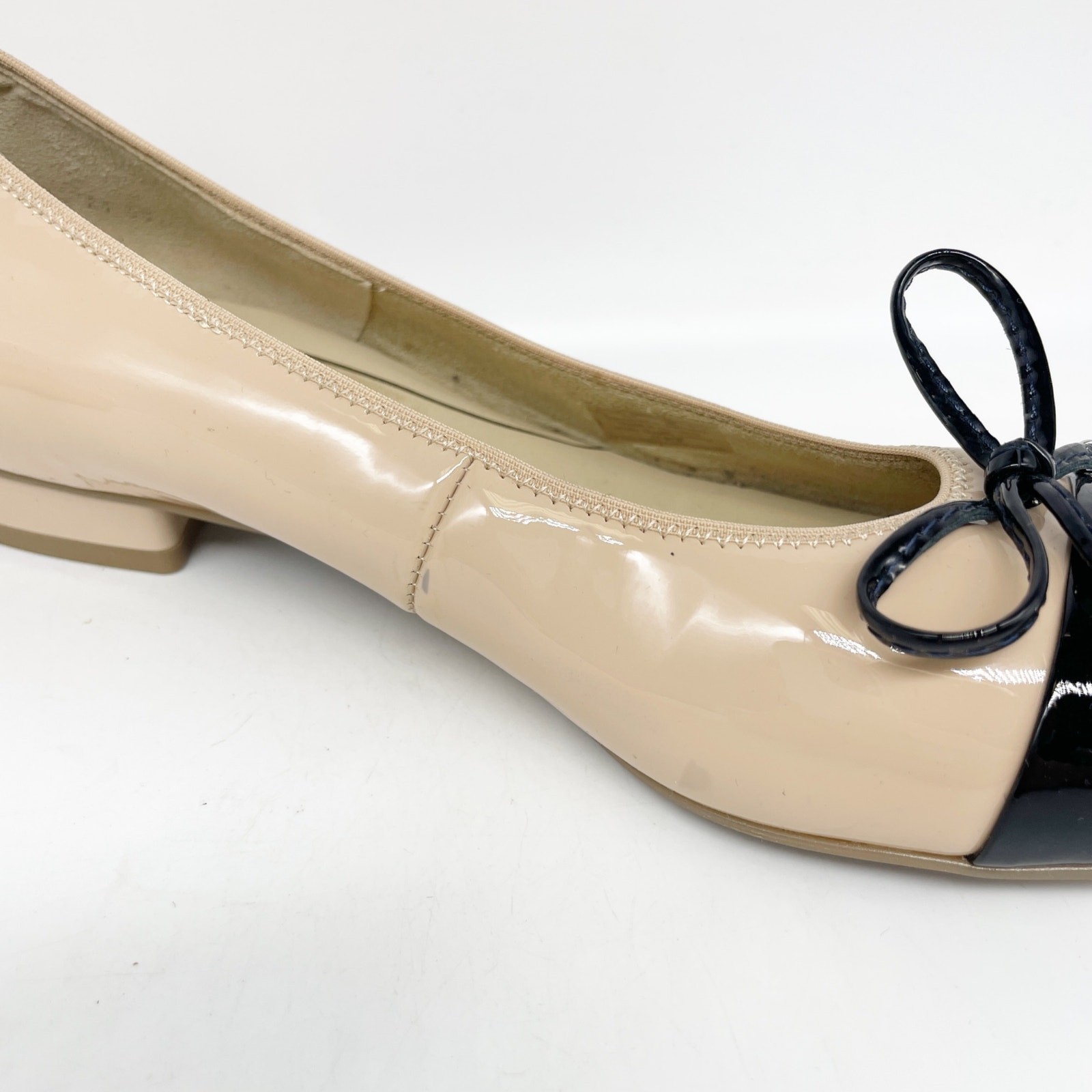 Ara Women’s Nude Black Cap Toe Ballet Flat Patent Leather Size 4.5
