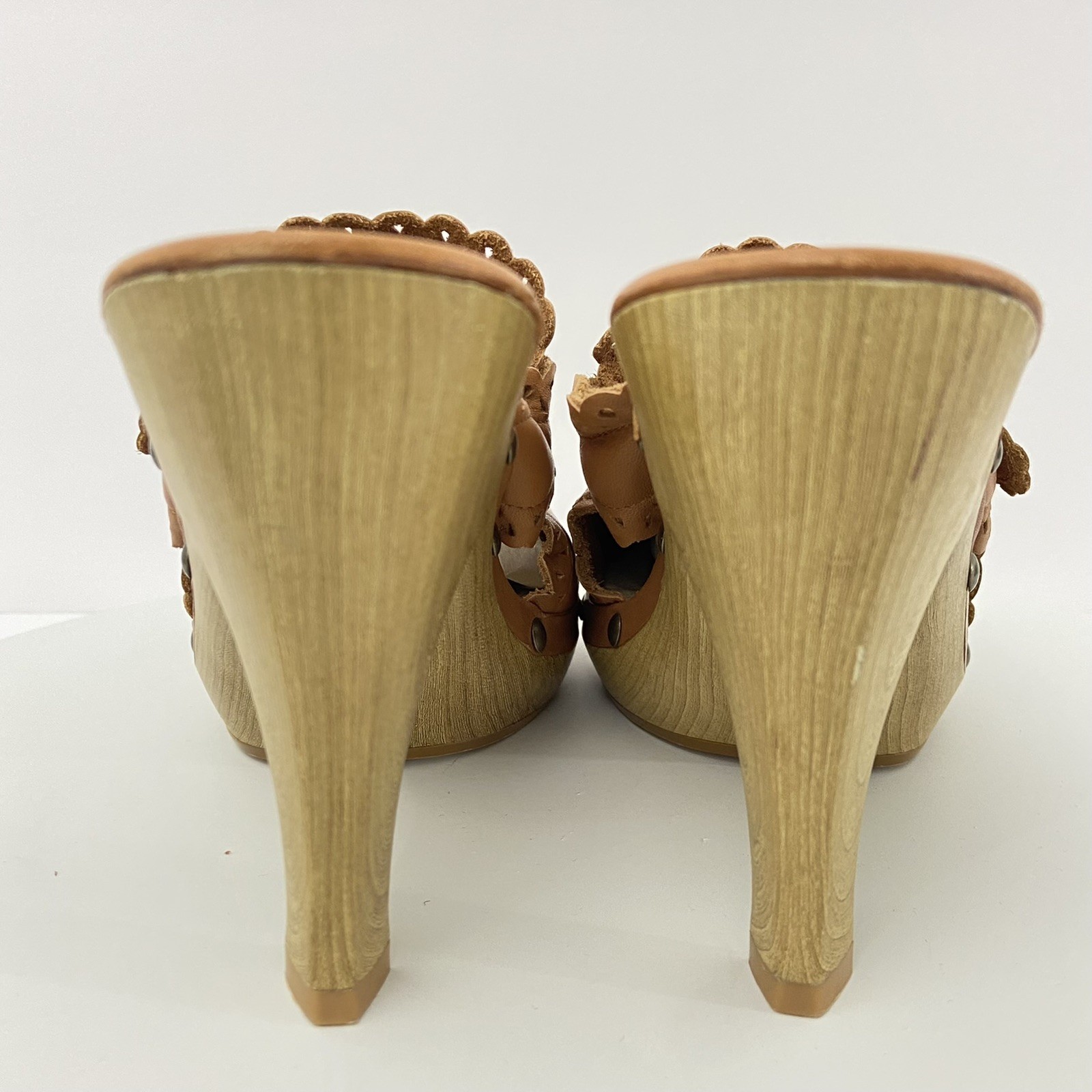 Isaac Mizrahi for Target Blondie Women’s Size 8 Tan Mules Heels