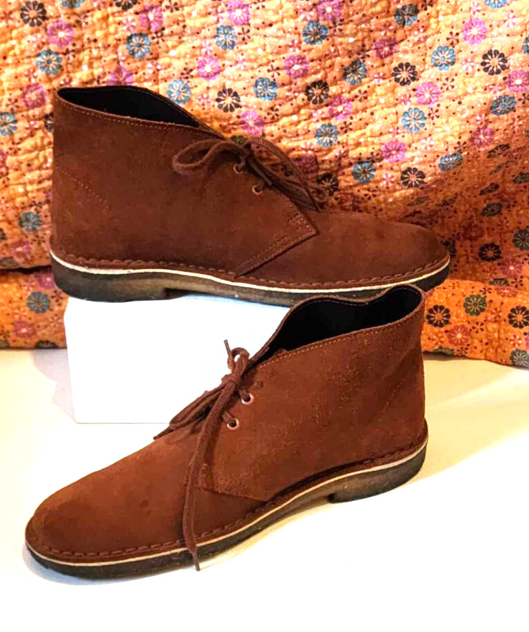 Clarks Desert Boots Womens Sz 9 M Brown Suede Lace Up Ankle Fashion Bootie