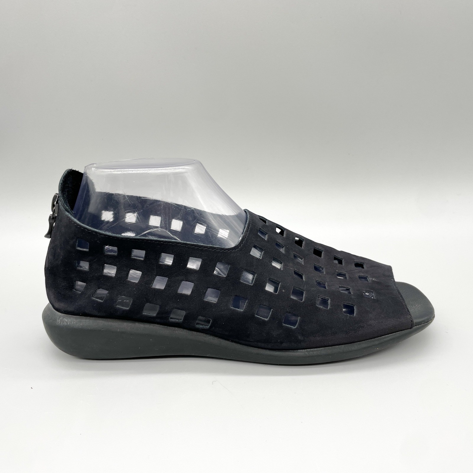 Arche Drick Womens 40 Black Nubuck Leather Perforated Laser Cut Sandas Zip Wedge
