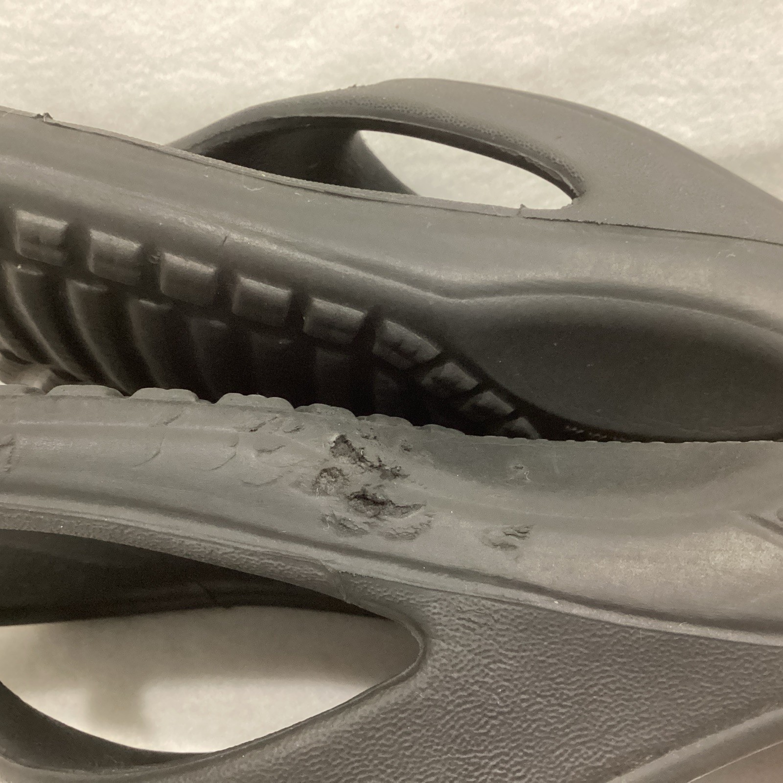 Crocs Baya Flip Flop Sandals Black Thong Slip On Spell Out Mens 5 Womens 7