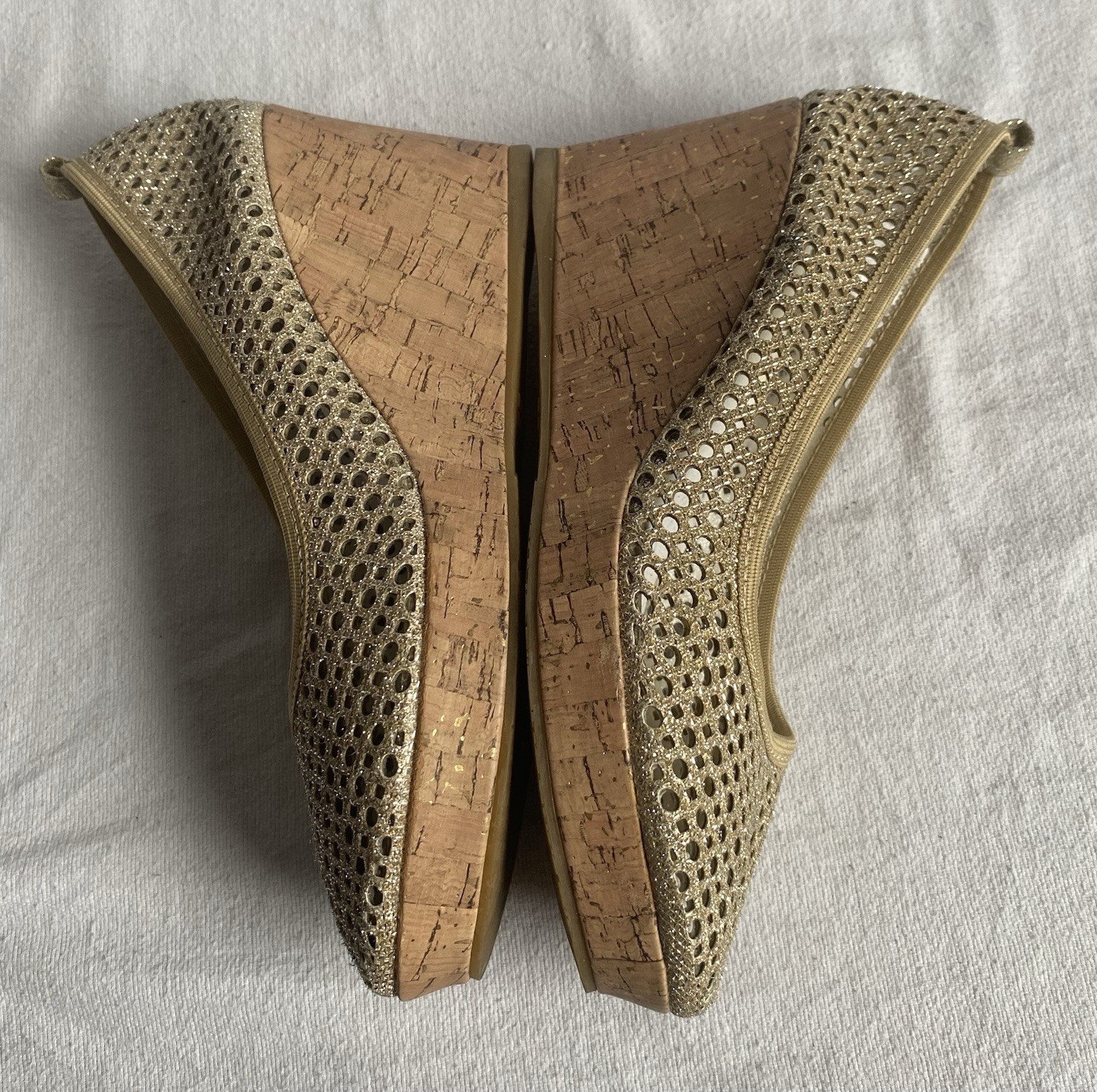 Stuart Weitzman Caye Lace Beige Woven Cork Wedge Pumps Women’s