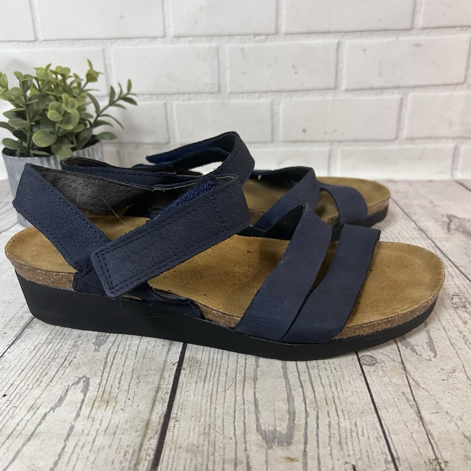 NAOT Kayla Women’s Navy Blue Nubuck Leather Comfort Wedge Sandals EU 38 US 7