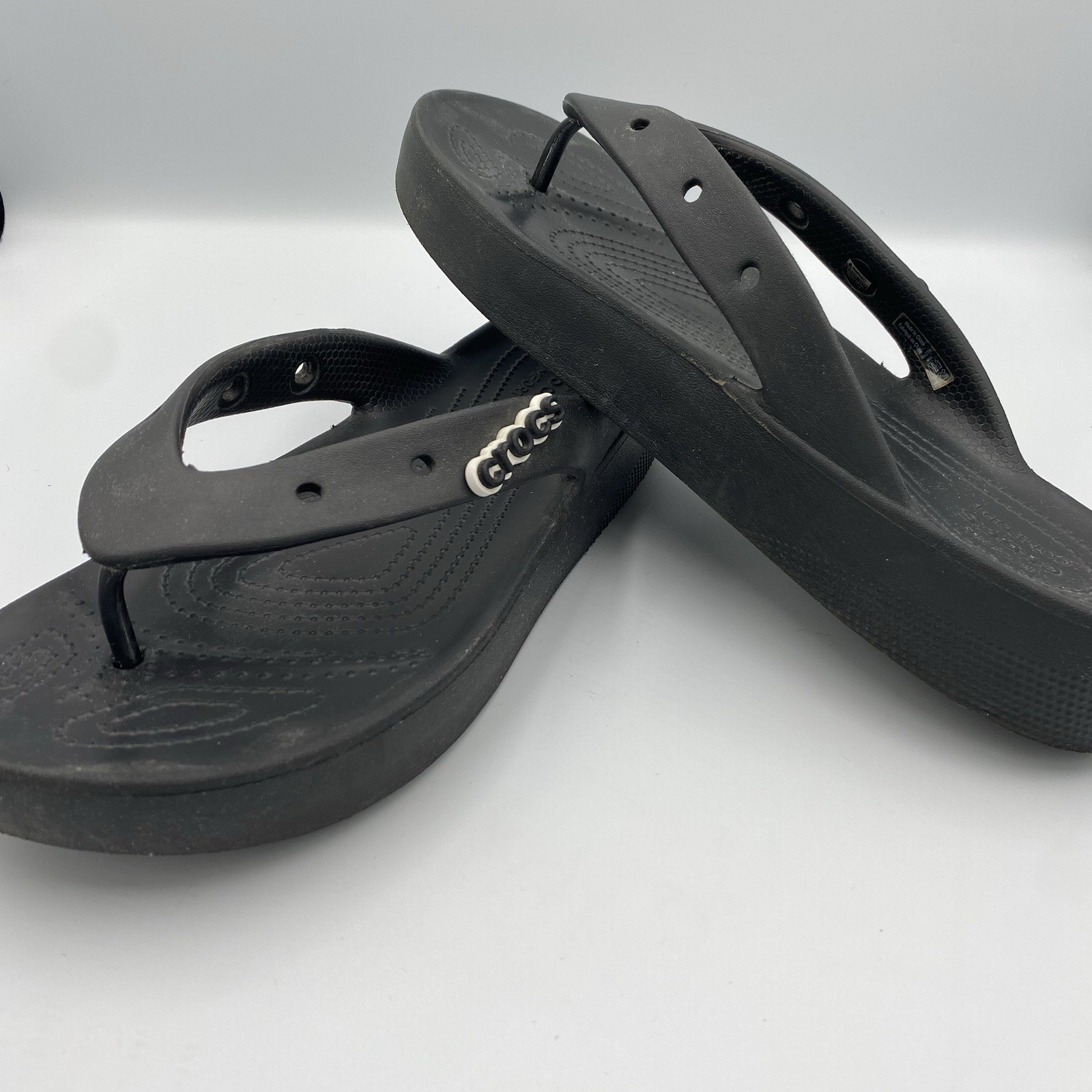 Crocs Classic Platform Flip Flop Sandals Women 11 Iconic Comfort Black Chunky