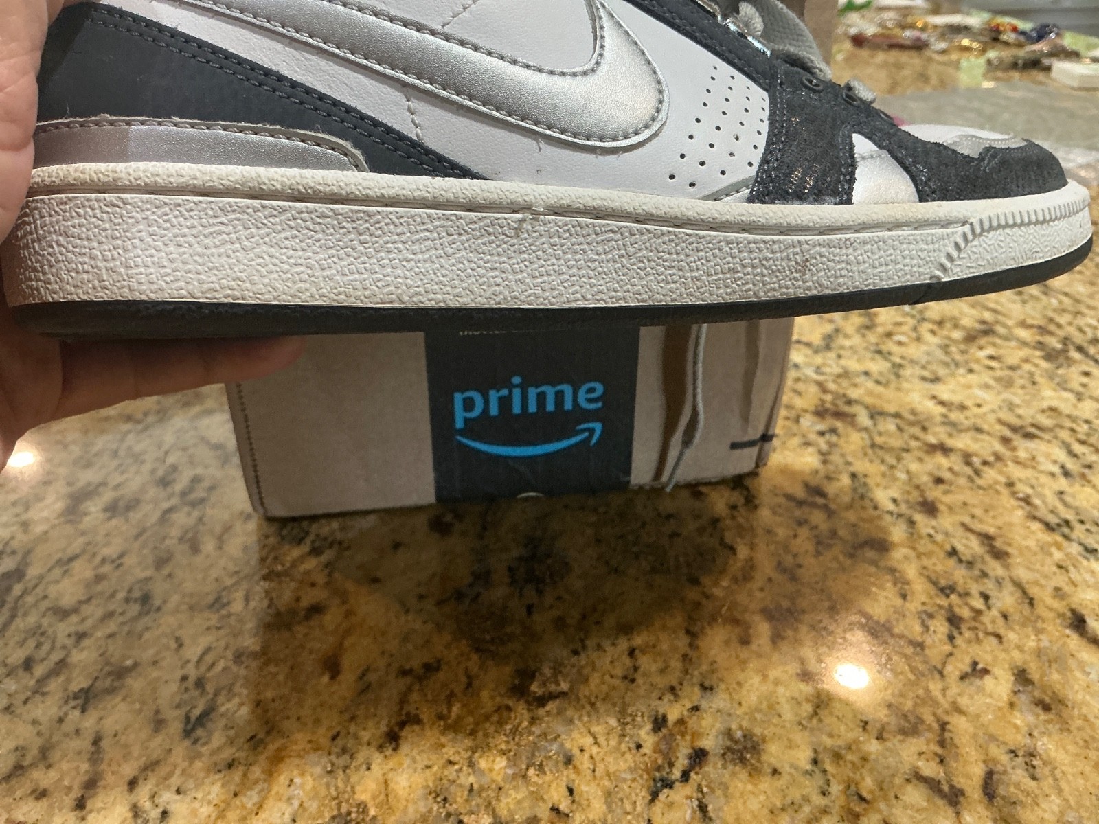 Vintage Nike Court Force Low 316587-101 Women’s Size 7 White Black Silver Sneake