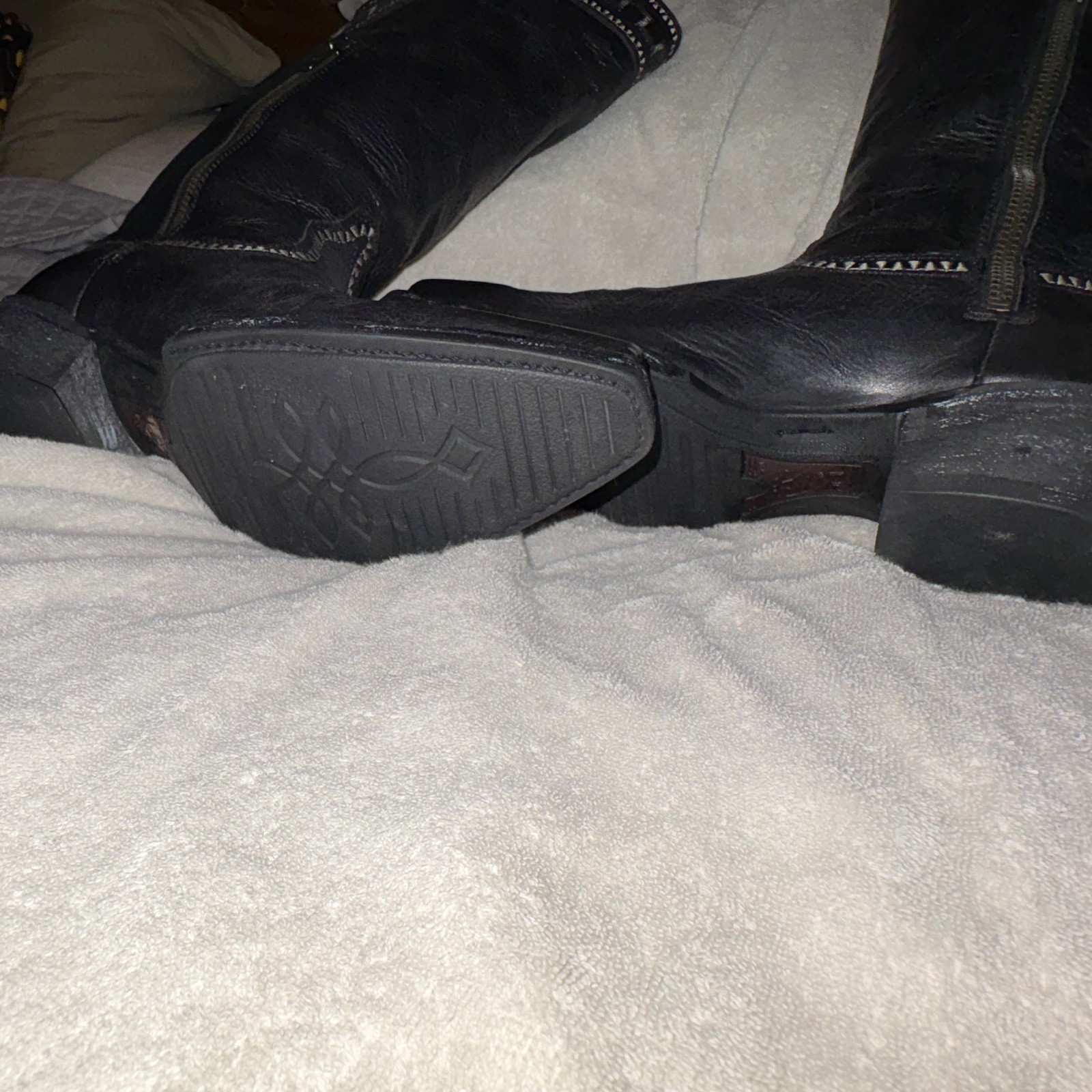 Ariat Women’s Black Leather Knee High Western Boots Zip Pointed Toe 8.5B