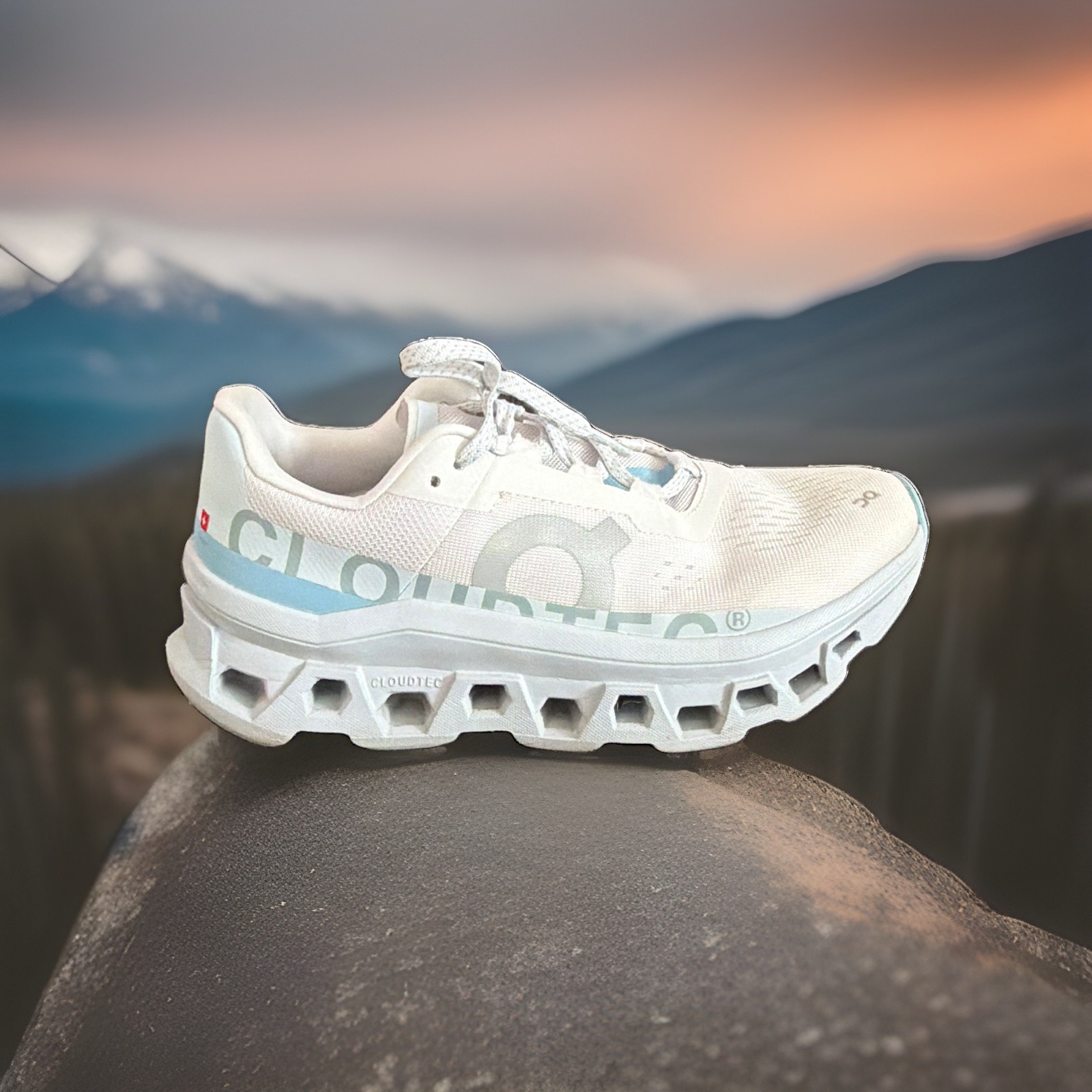 On Cloud Monster Women’s White/Light Blue Comes with Original Box