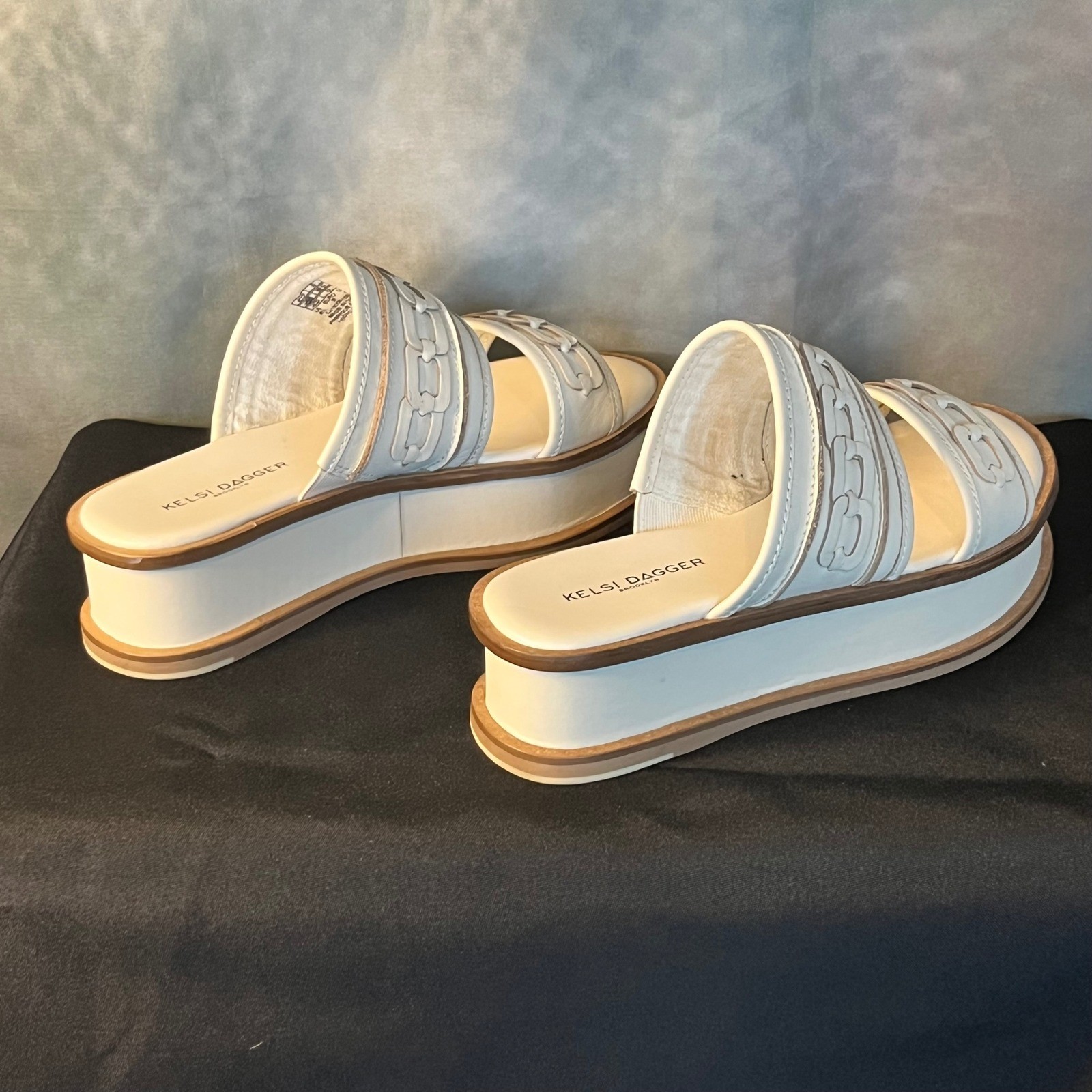 Kelsi Dagger Brooklyn Drift Salt Platform Sandals White Leather Chain Detail