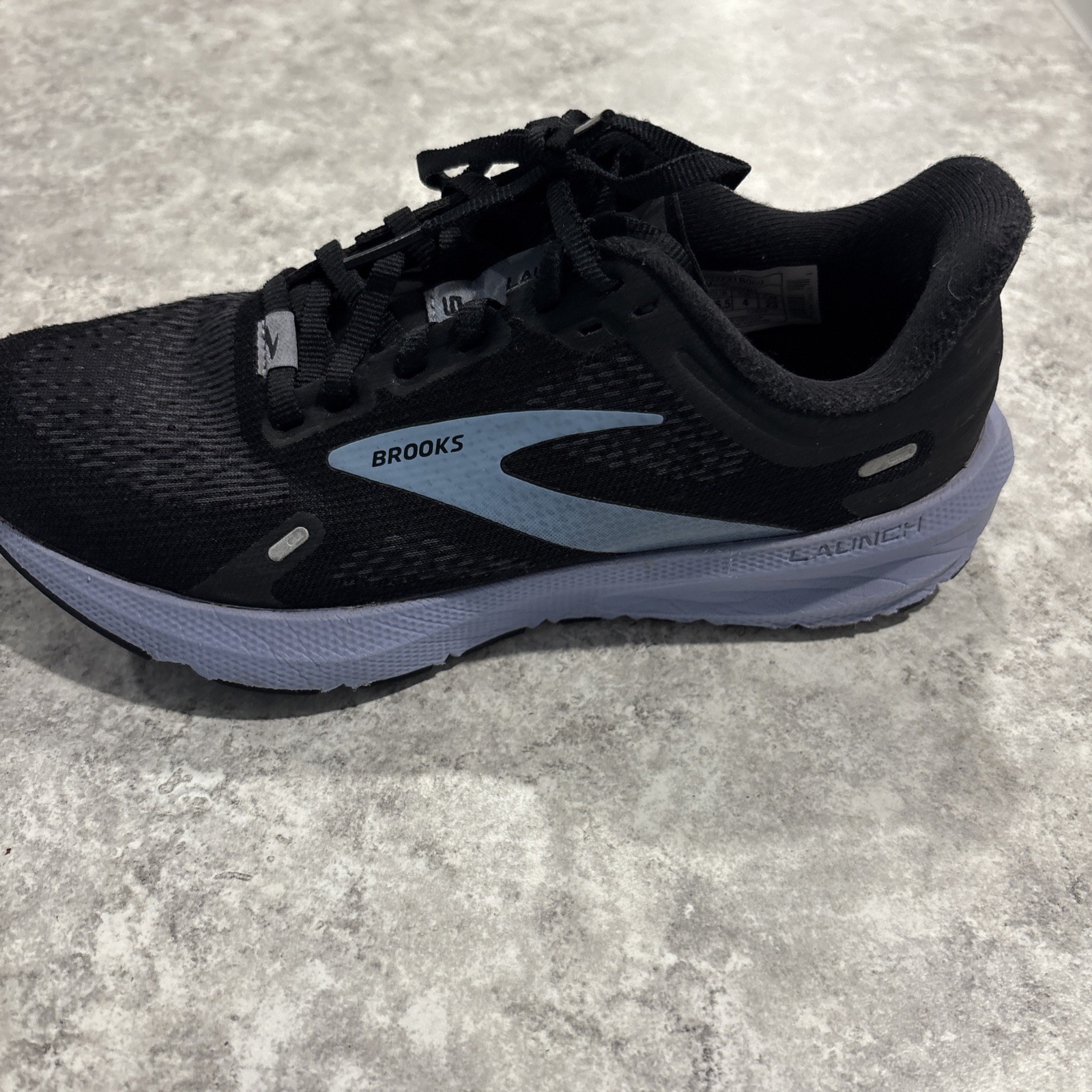 Brooks Launch Woman’s 6 Shoes Running Walking Sneaker Black Blue 1203731B060