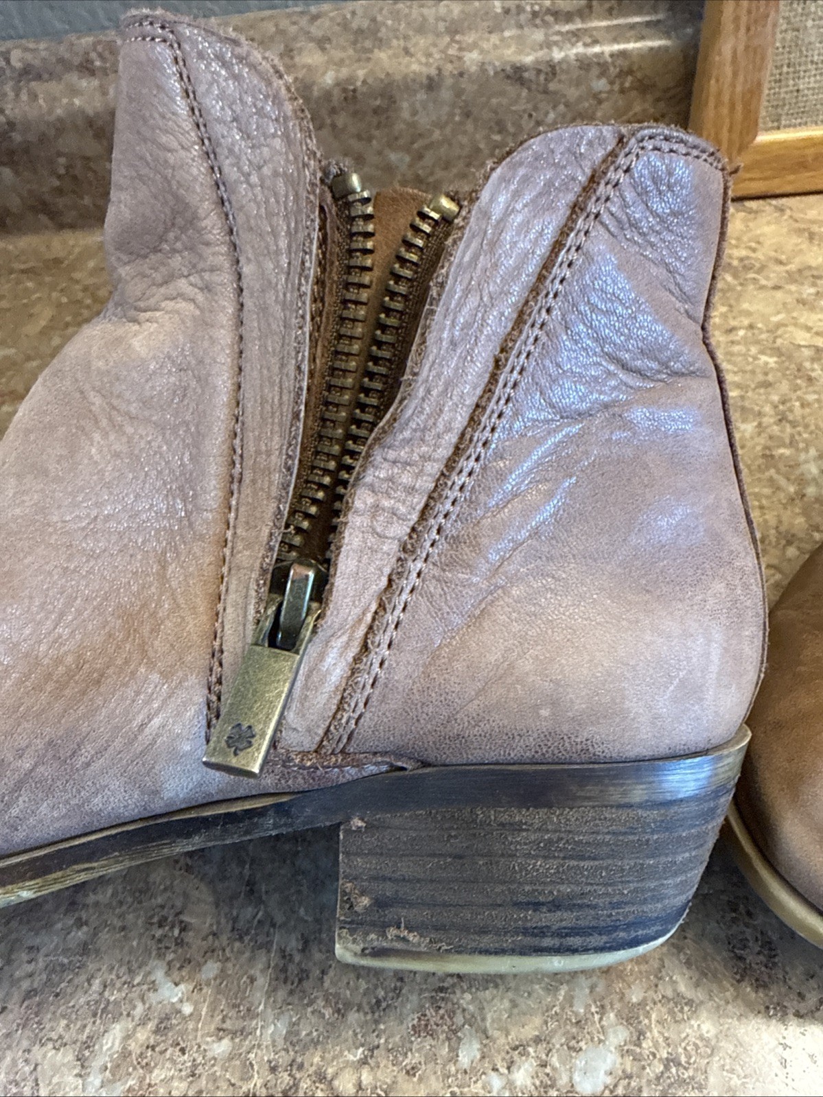 Brown Leather Ankle Boots Size 8 Lucky Brand Low Heel Fall Autumn Winter Booties