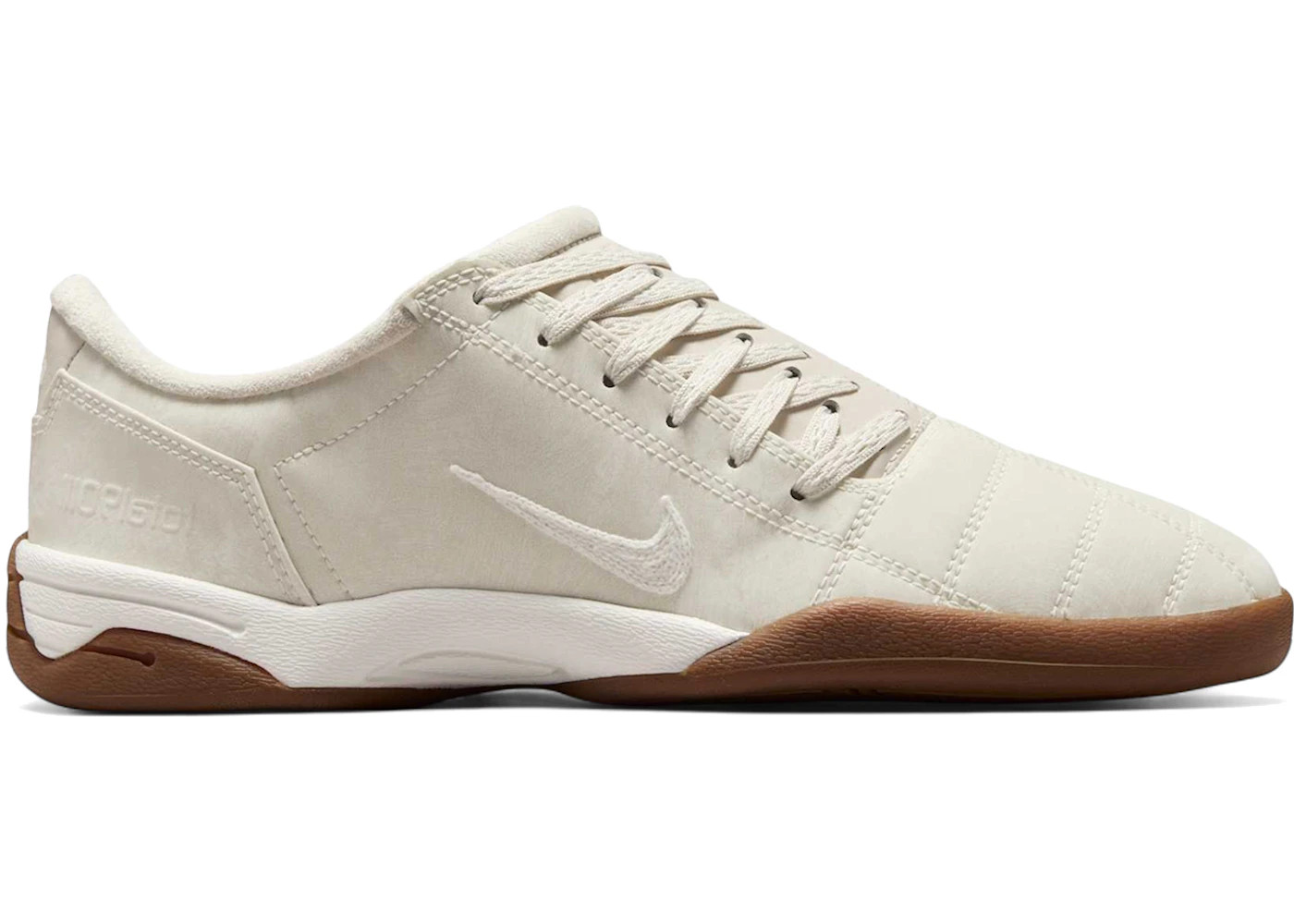 Size 6.5W Nike Total 90 3 SP Sail (Women’s)