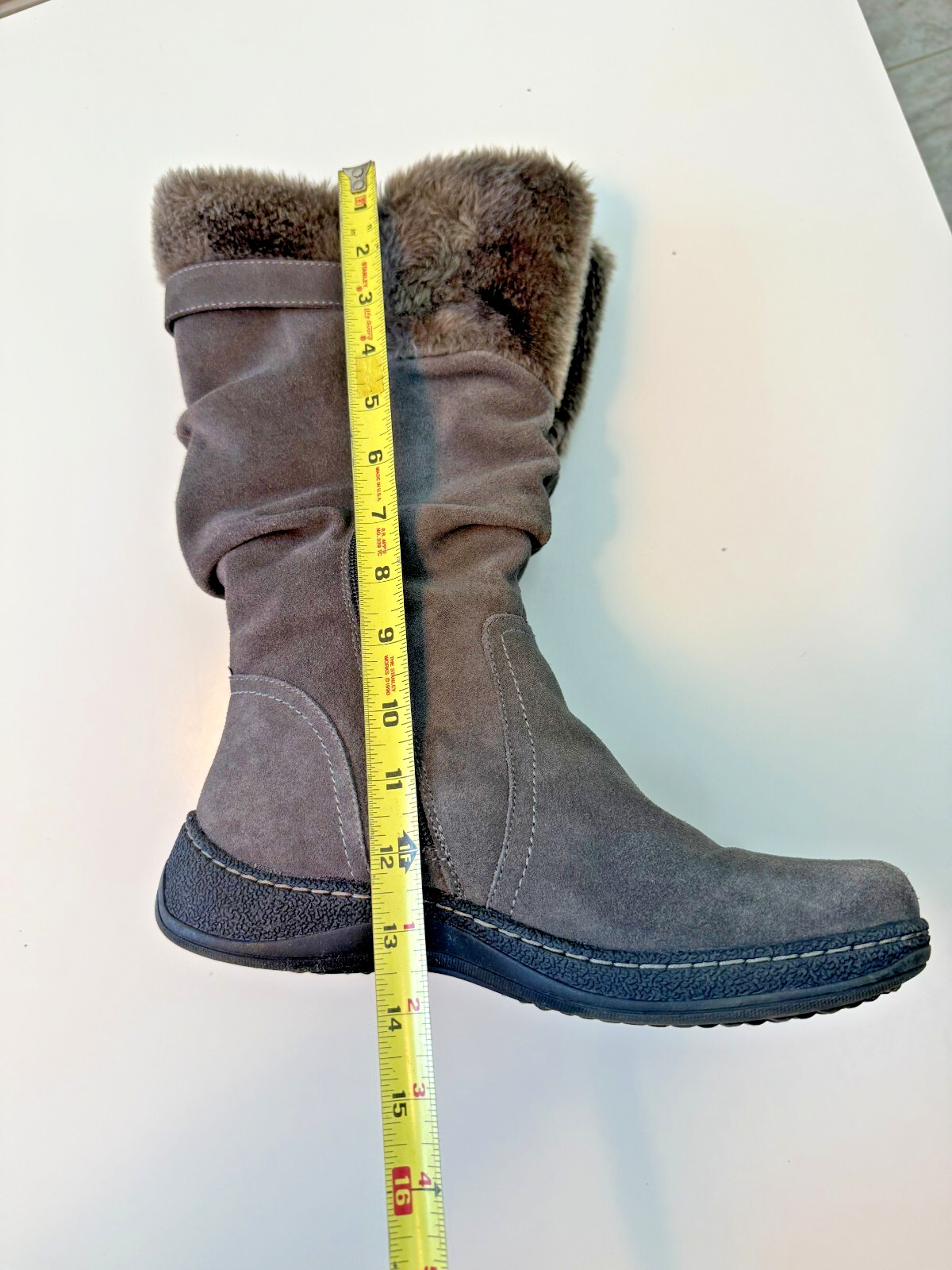 Naturalizer Women’s Brownish Gray Suede Faux Fur Lined Winter Boot Size 9