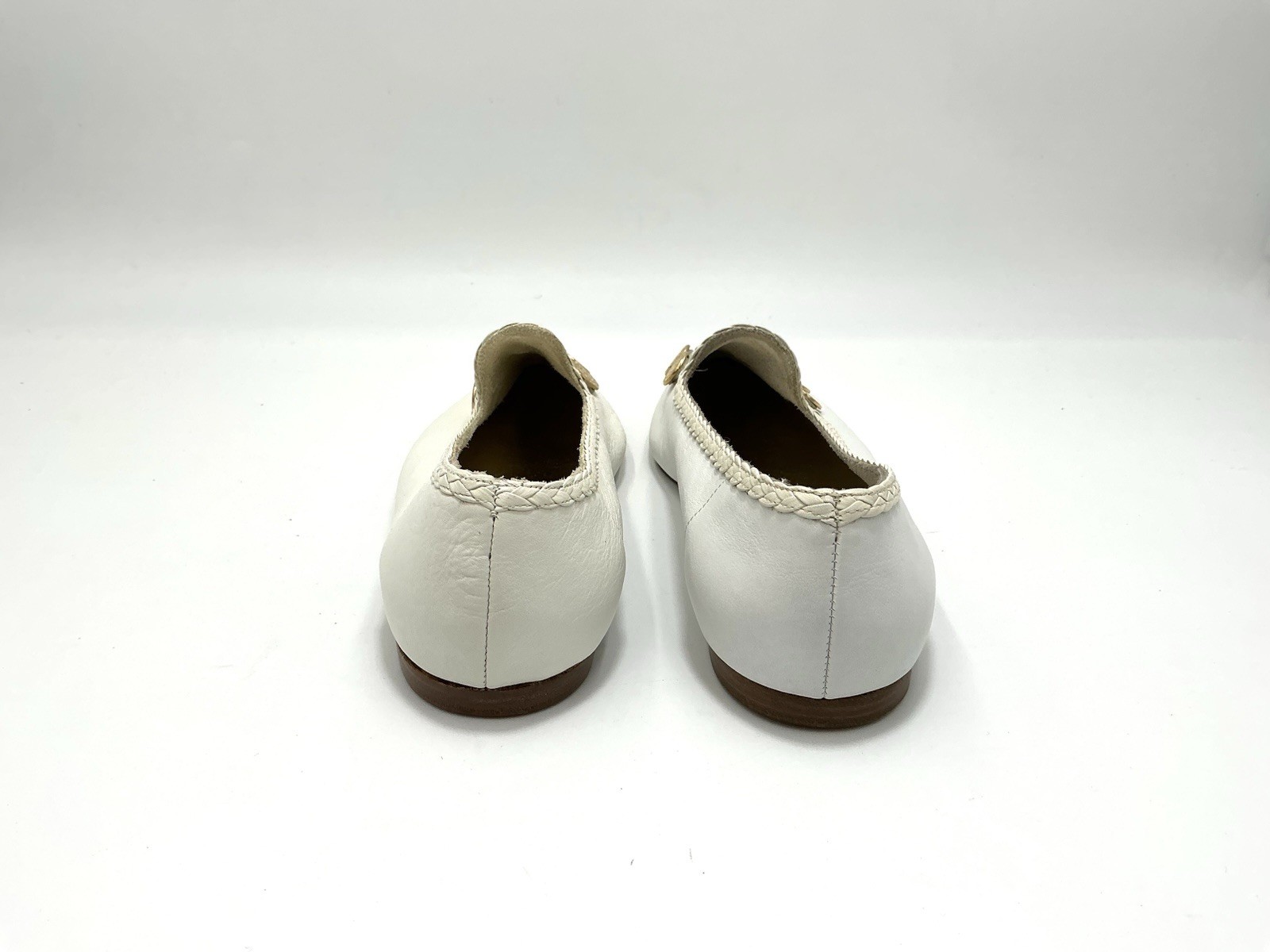 Joan & David White Leather Slip-on Loafer Gold Coins ~Made In Italy~ 8 NEW $120