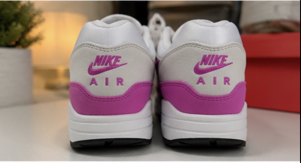 Fuschia Dream 10.5 women’s