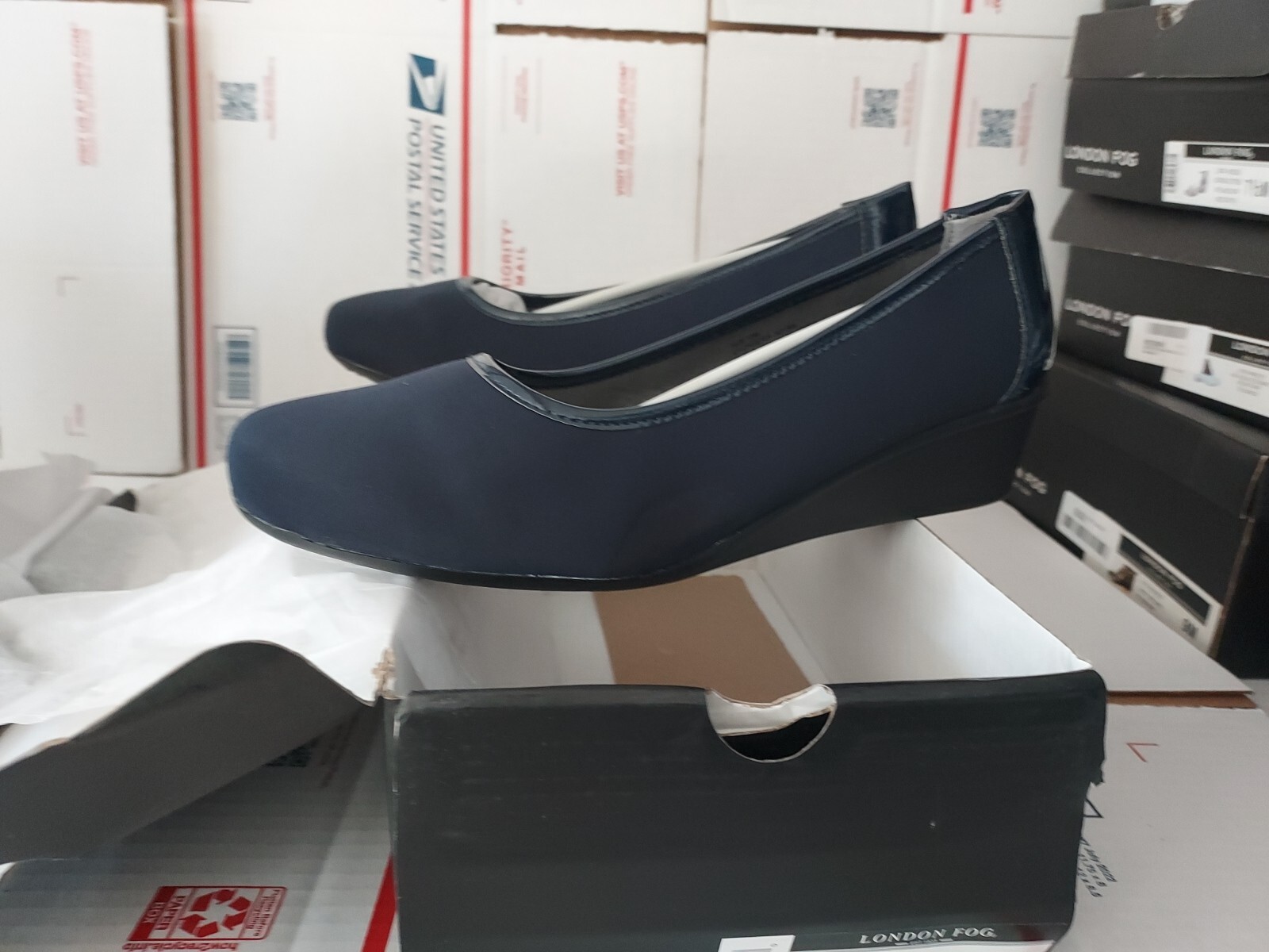 LONDON FOG Chester NAVY BLUE Neoprene Dress Wedge womens size 10 M, #trl8