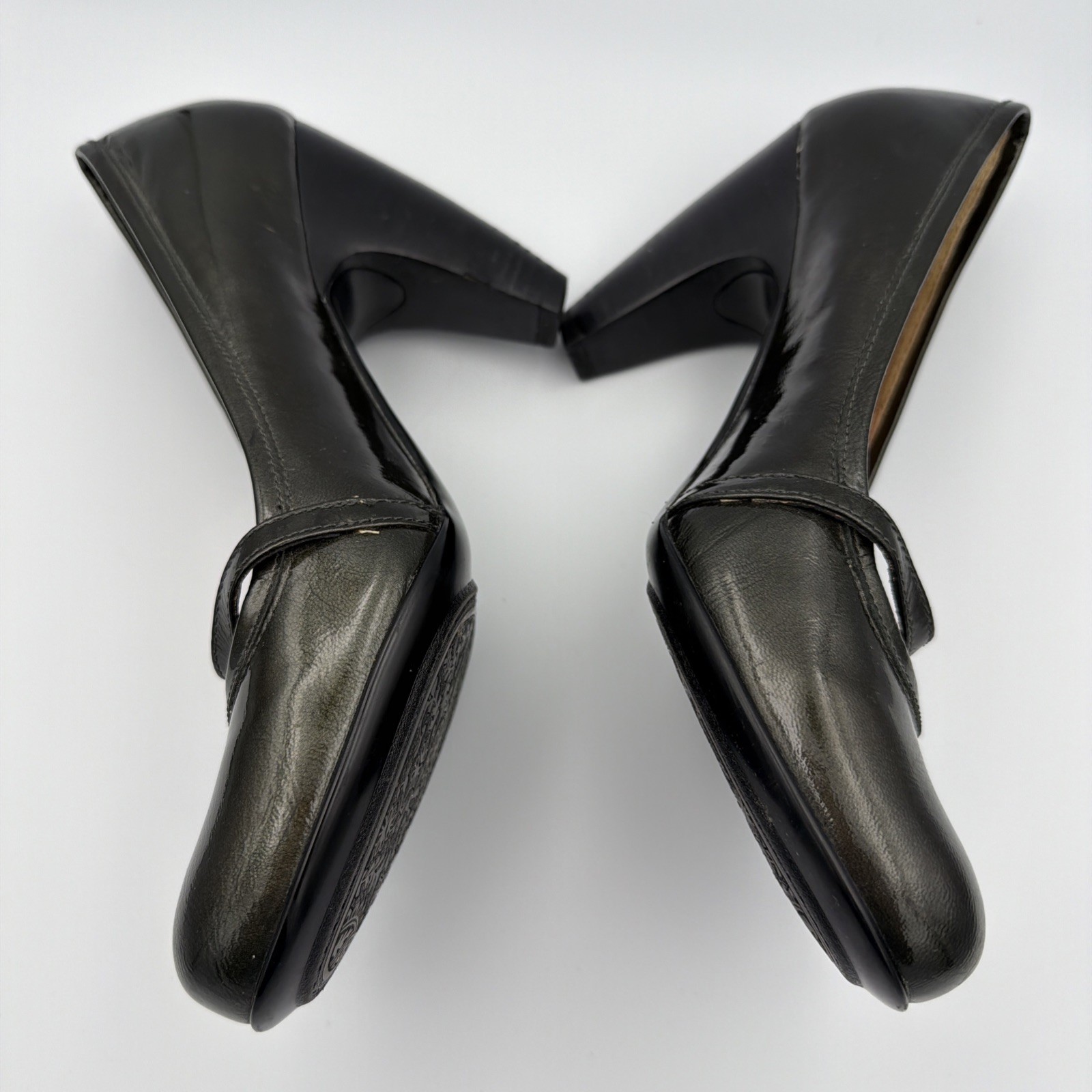 Sofft Mary Jane Pumps Women 10M Olive Green Patent Leather 3.25” Heels Office