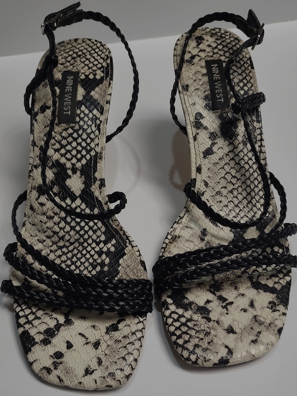 Nine West Black & White Snake-Print Braided Strap Sandals – Size 8.5