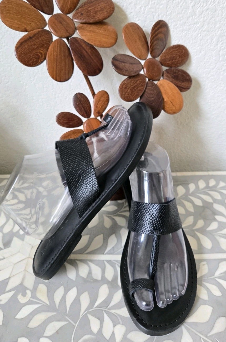 New L*Space Miramar Leather Sandals In Black Snake Toe Loop Sz 40 EU -US 9