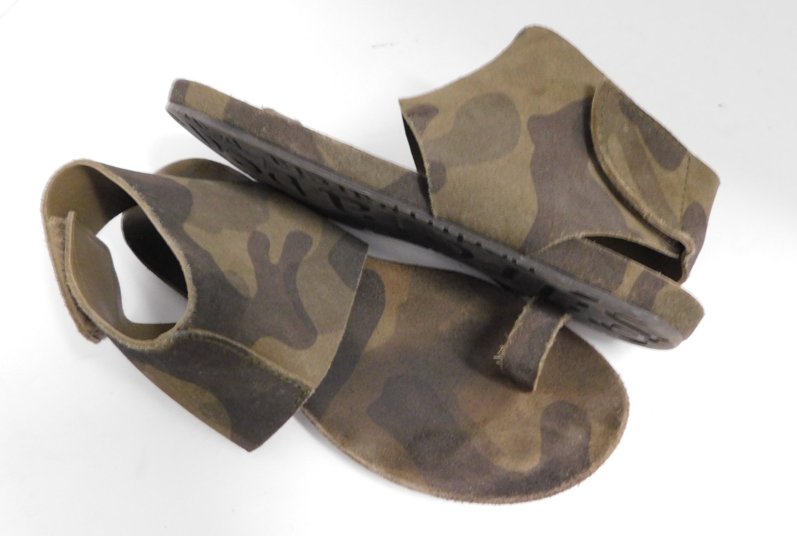 Pedro Garcia Vania Toe Ring Fussbett Camo Leather Sandals $540rt sz 38