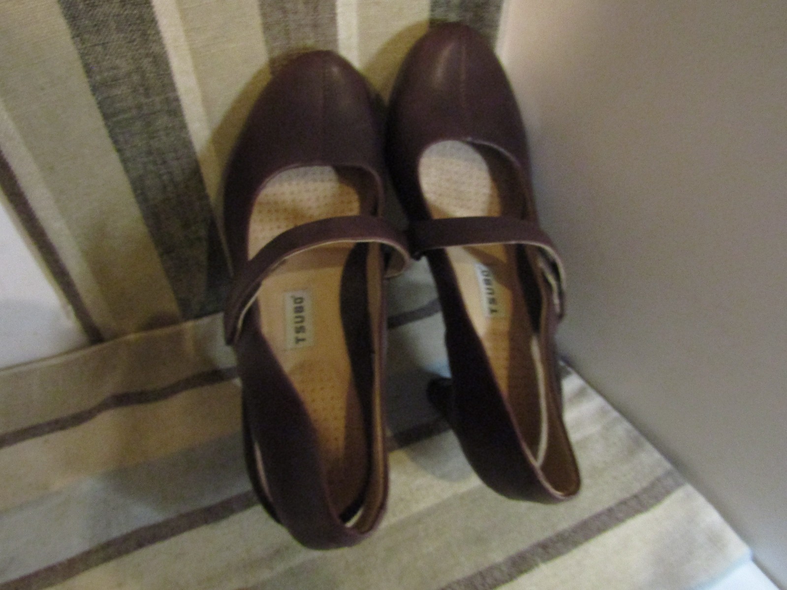 TSUBO Brown Leather Mary Jane Strap Hook & Loop Cone Heel Shoes Women Size 8.5