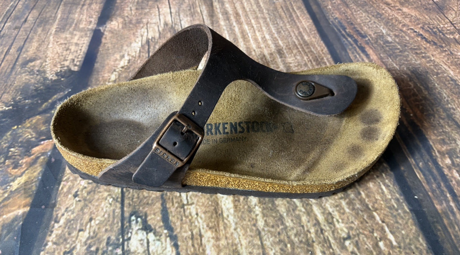 Birkenstock Gizeh Sandal Oiled Leather, 38, US 7, RIGHT SHOE ONLY Amputee