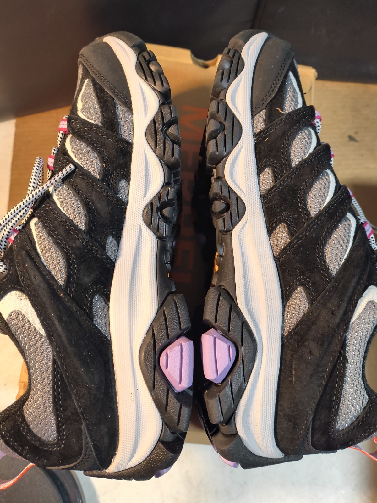 Merrell Moab 3 WP Women Waterproof Stability Hiking Shoe (Black/Orchid) New Sz 9