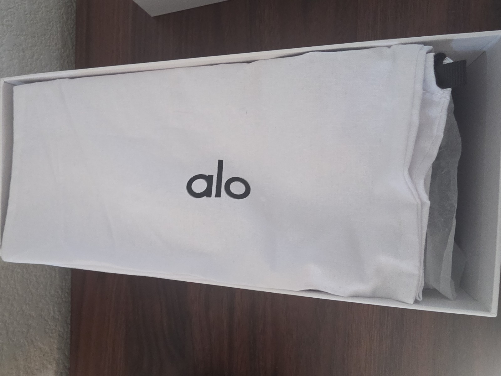 Alo Yoga The It Slide 2 Black/Black Size 8 W7108R New With Box #2