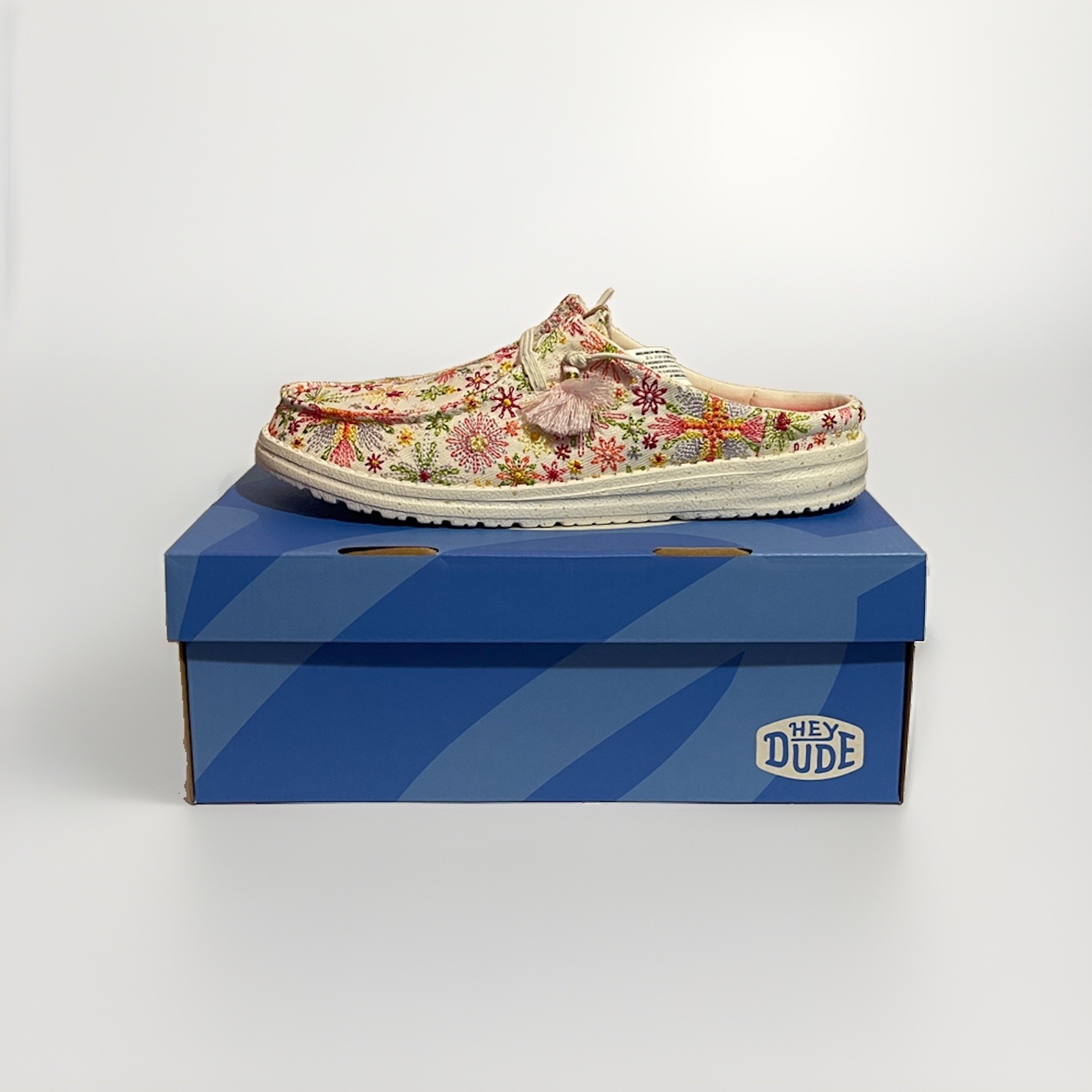 Hey Dude Wendy Slip Embroidered Floral Left Shoe Women 9 White Multi 44629-94S