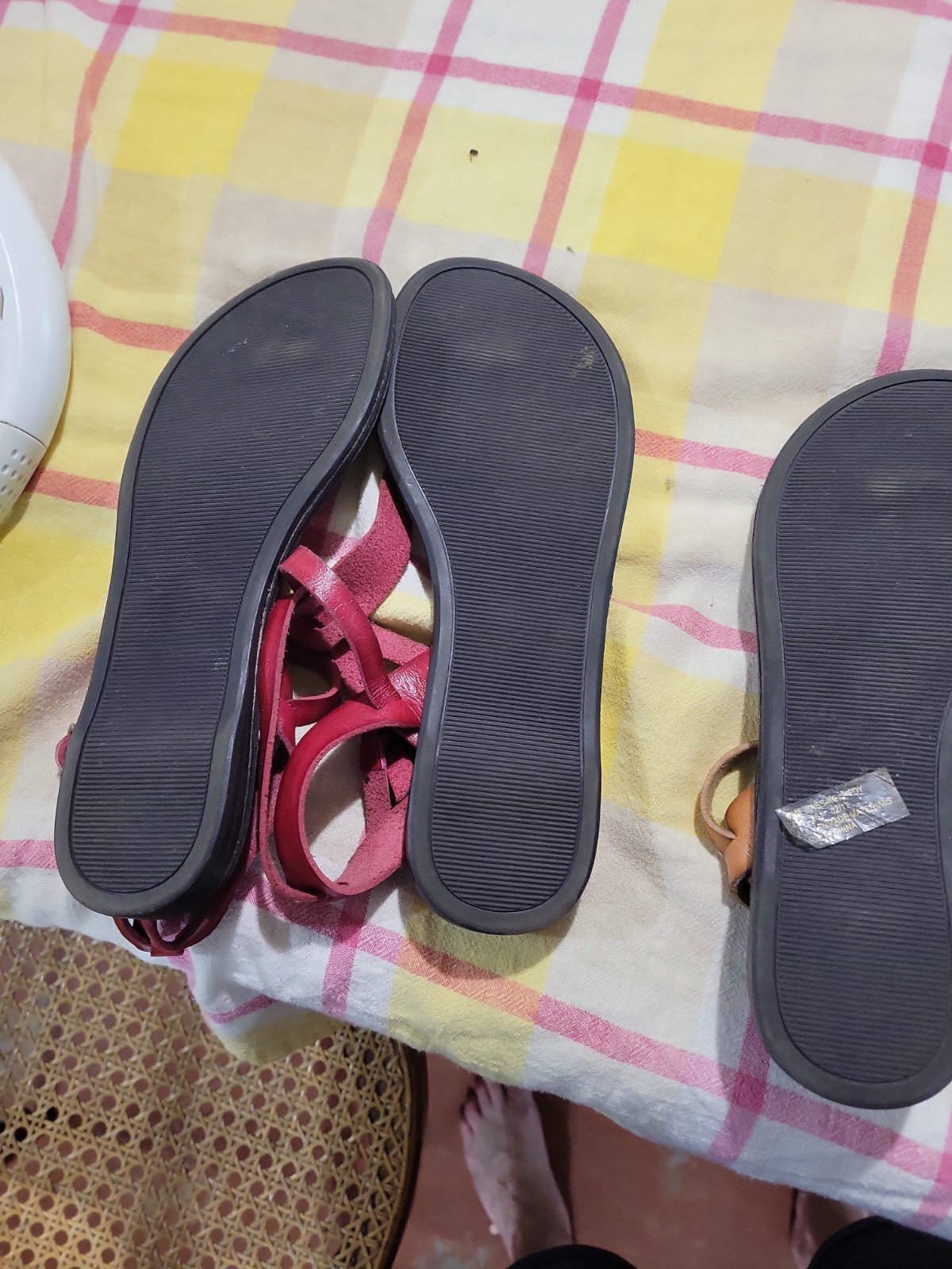 2 pair Women’s G.H. Bass. 6.5M Sandals Casey Model All Man-Made Materials