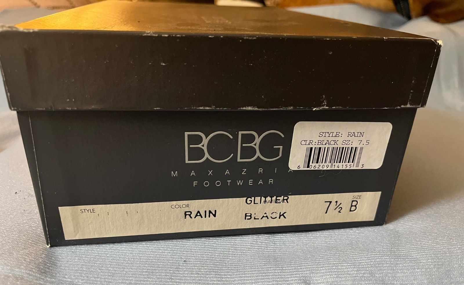 NIB Max Azaria Glitter evening shoes style Rain size 7 1/2 B – 3 1/4 inch heel