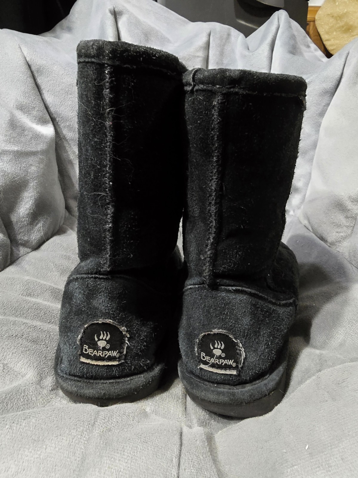 Bearpaw Emma Short 608-W Black Suede Boots W/ Sheepskin & Wool Lining Size 7