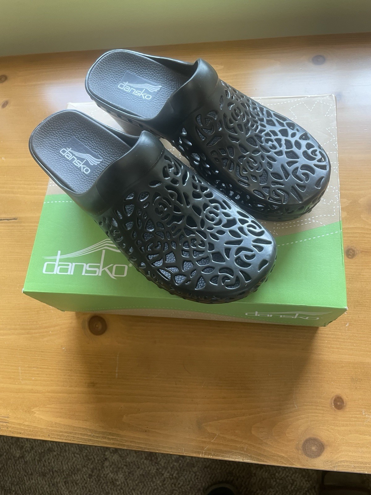 🩴 Dansko Pippa Molded Clog BLACK Flower Floral Shoes Women’s Size 36 NOS