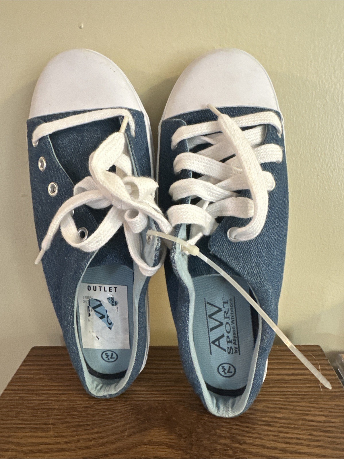 AW Sport By Allyson Whitmore Open Back Shoes Size 7.5 Blue