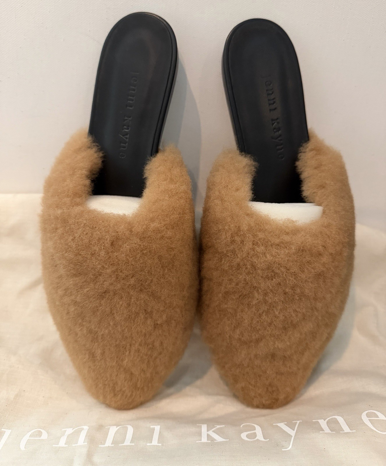 JENNI KAYNE Shearling Mules Natural Size 36/6US NWOB, NWOB, W/Cloth Travel Bag