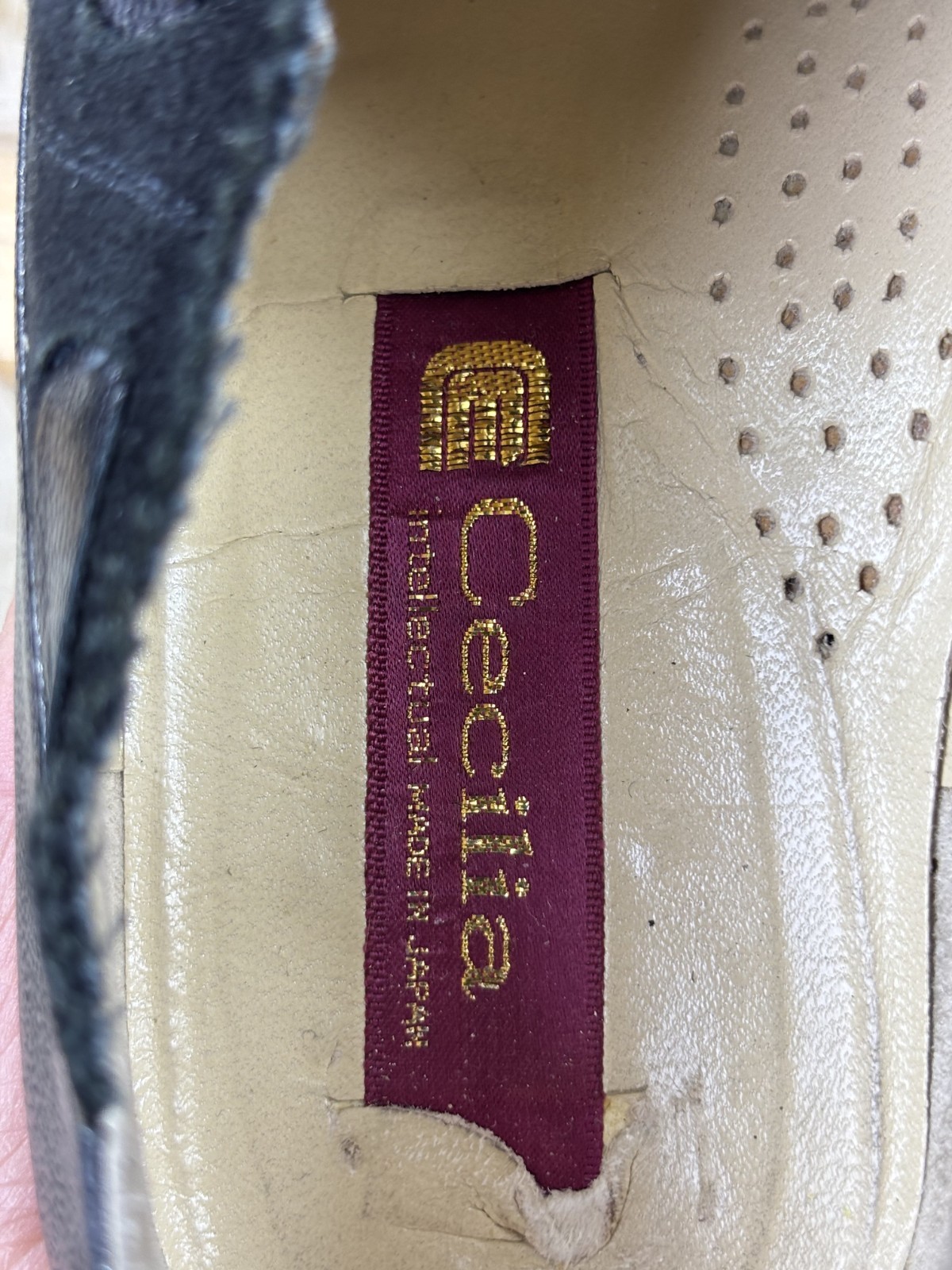 Vintage Cecilia Japan Leather Suede Pumps Bow Heels 2.5″ Womens 5.5 Academia