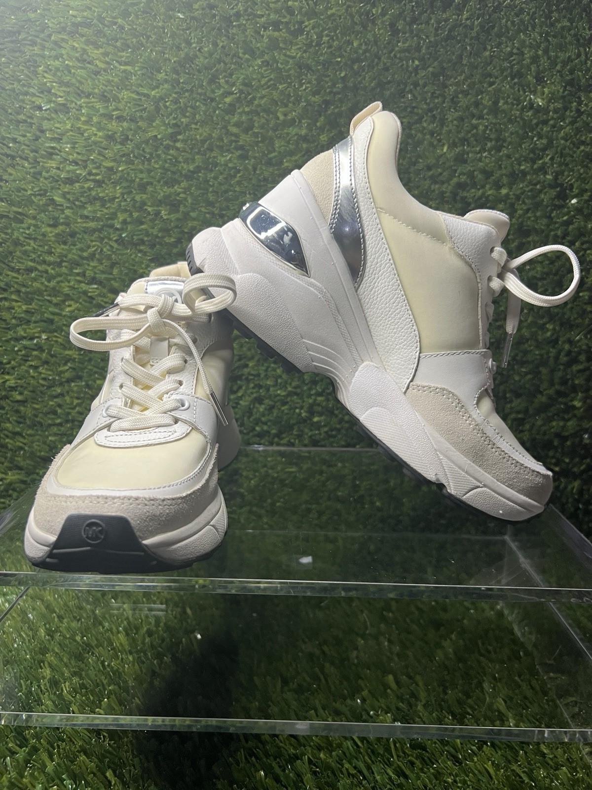 Michael Kors SG19F Mickey Trainer Size 6.5M White/Silver/Cream