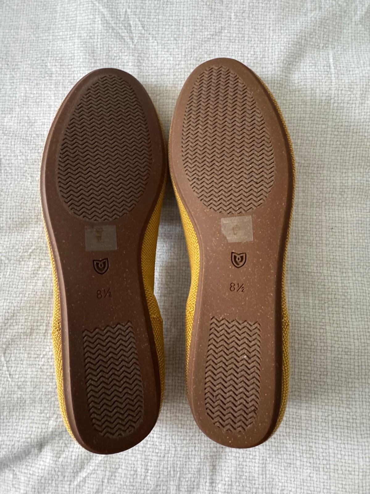 Rothys Daily loafer – Yellow – W Size 8.5 NWT